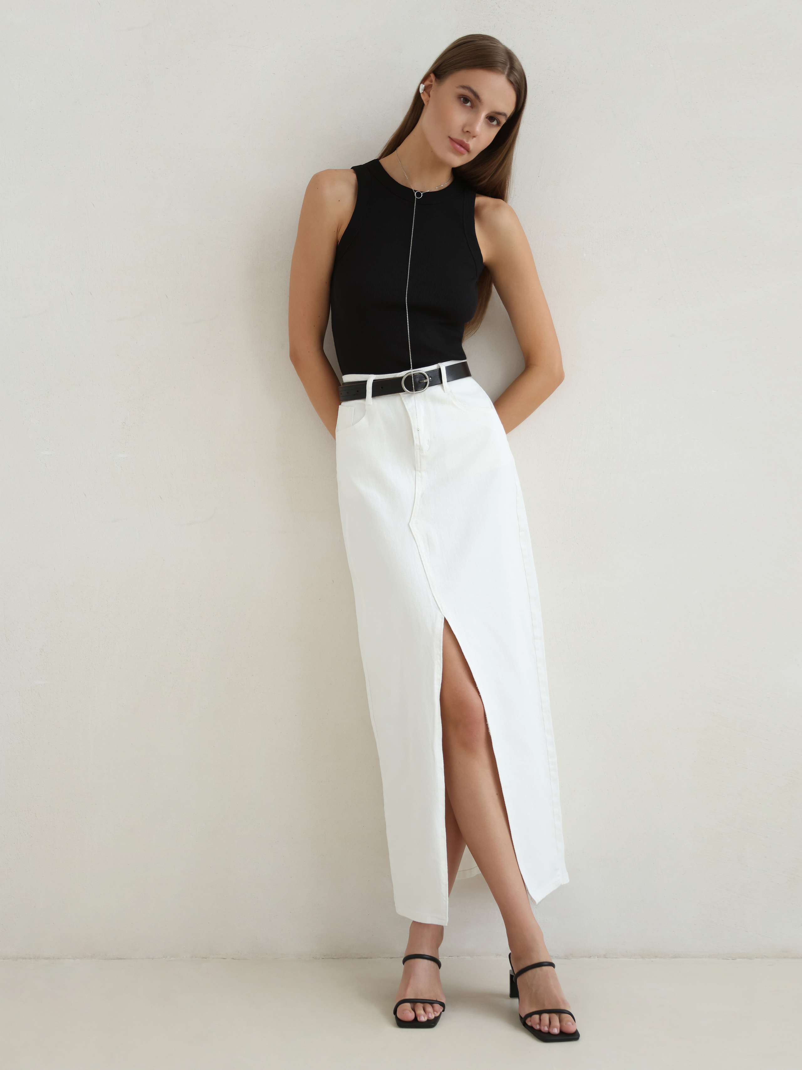 Каталожная съемка одежды для брендов под ключ в Москве