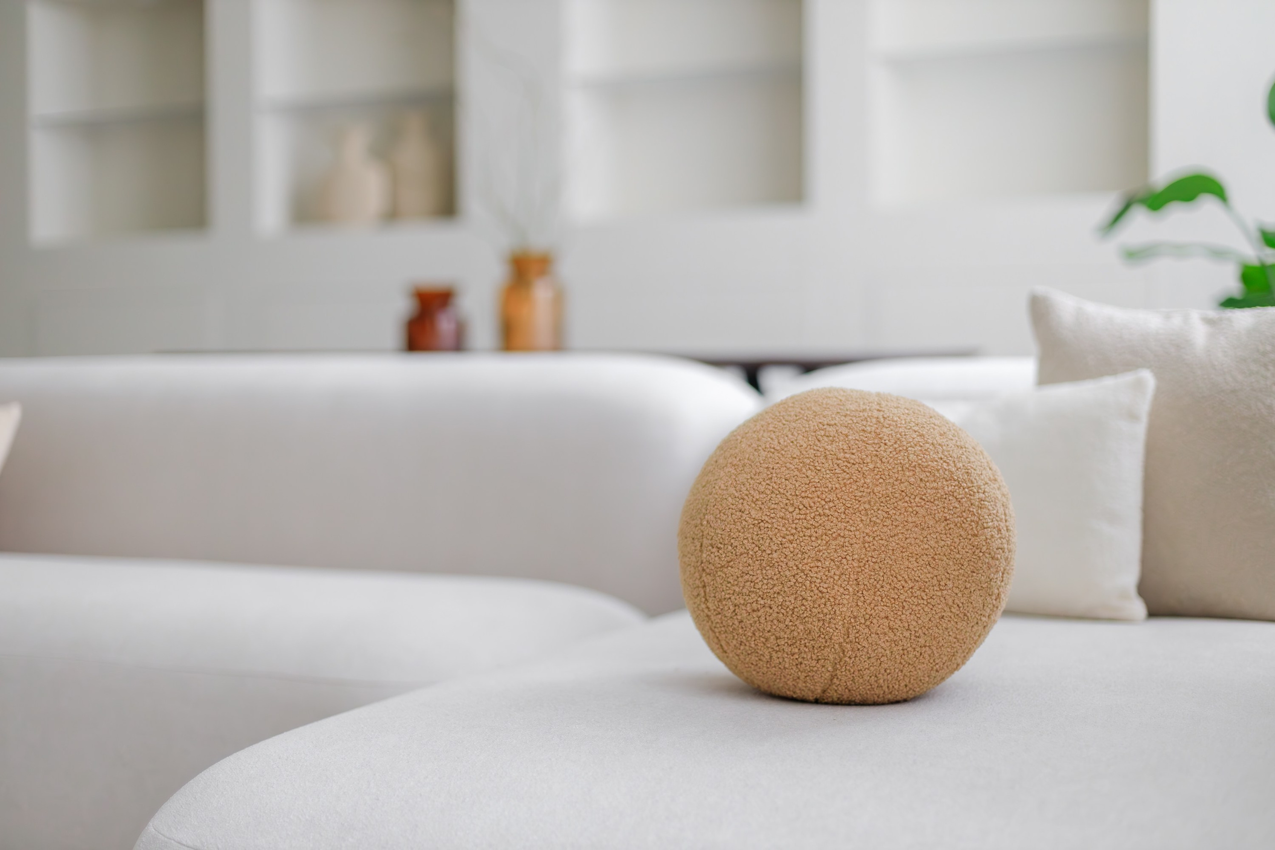 Бежевая квартира в Аэробусе. Интерьерный фотограф в Москве Роман Потапов