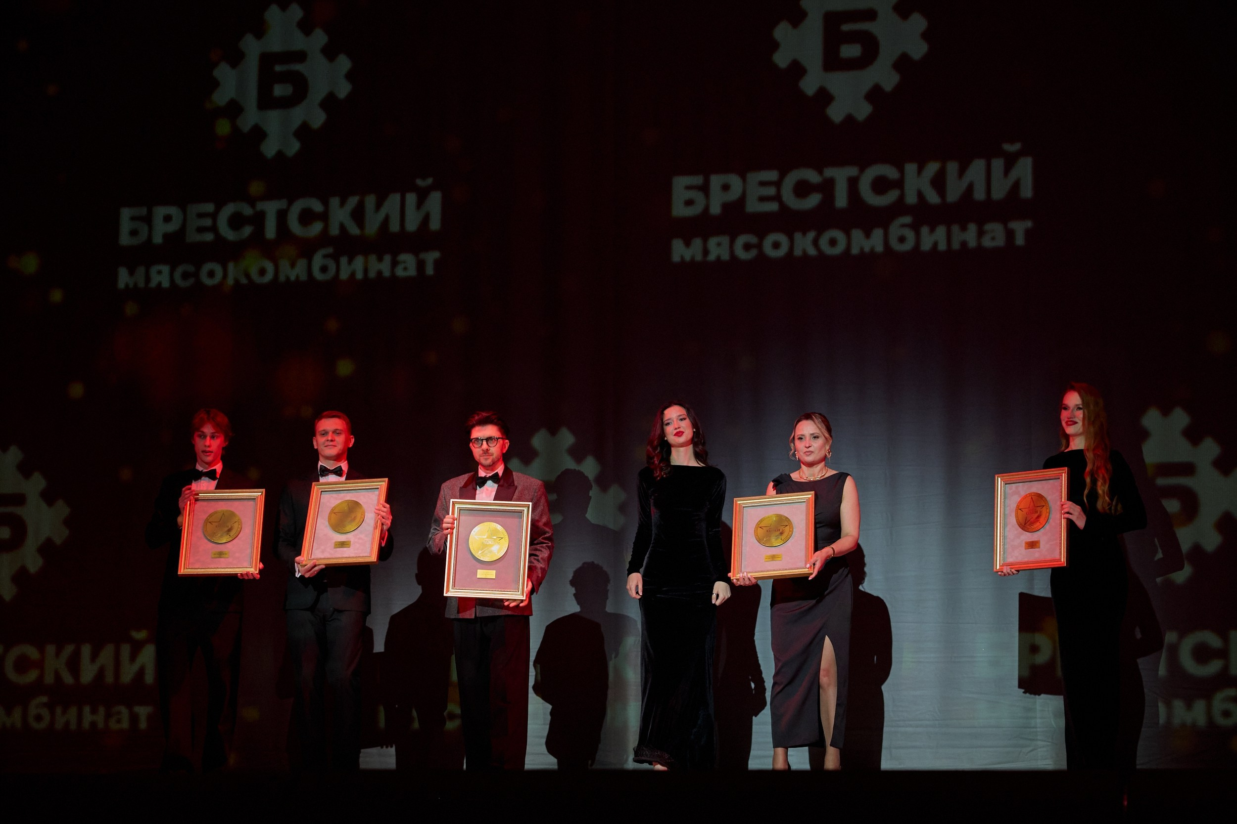 Вручении Премии N1 (БМК). Свадебный фотограф в Минске в Москве в РБ Анатолий Полишко