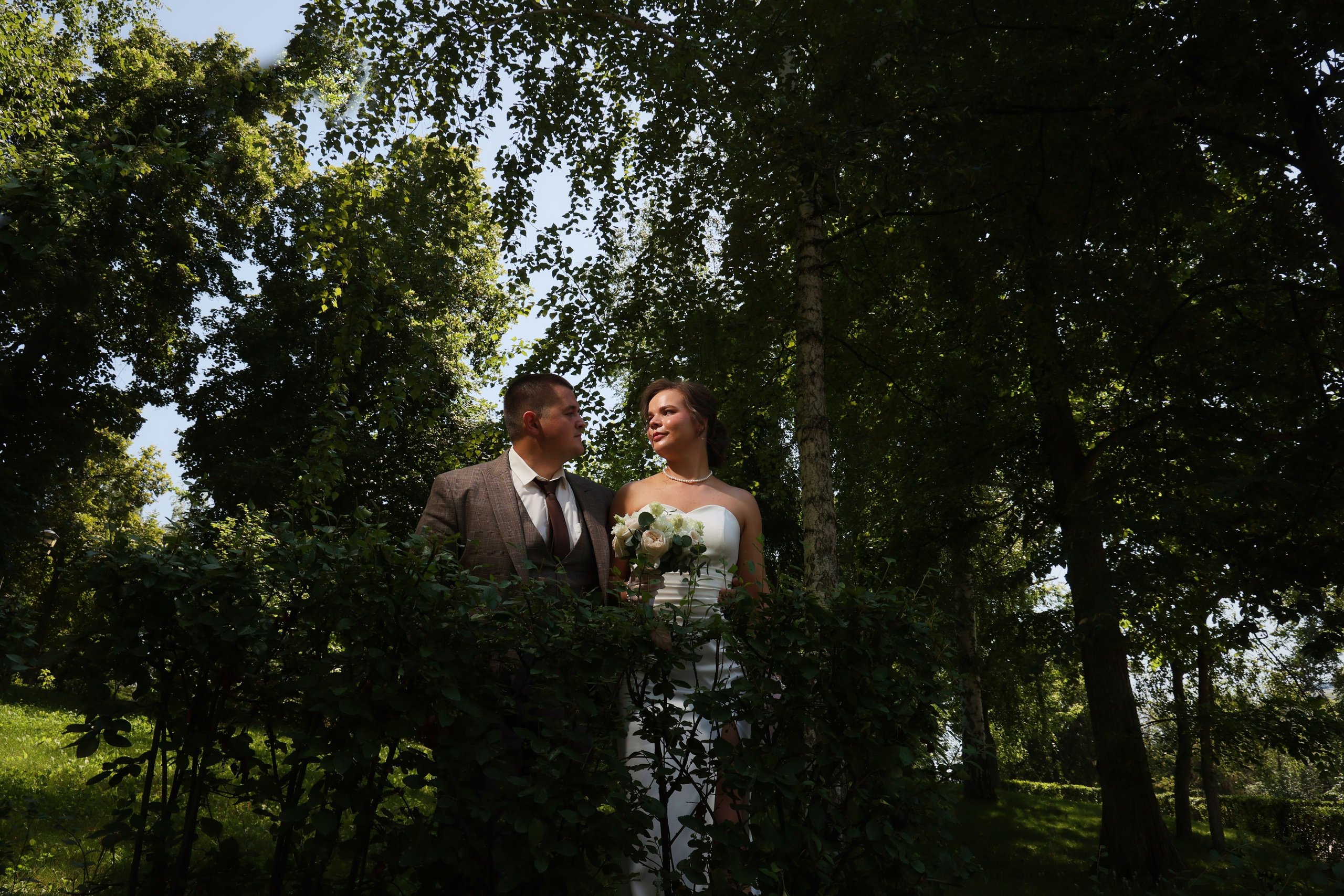 Свадебная фотосессия в Самаре. Свадебный фильм Самара. Свадьба по ключ, это как?. Свадебный видеограф и свадебный фотограф в Самаре Олег Слеб