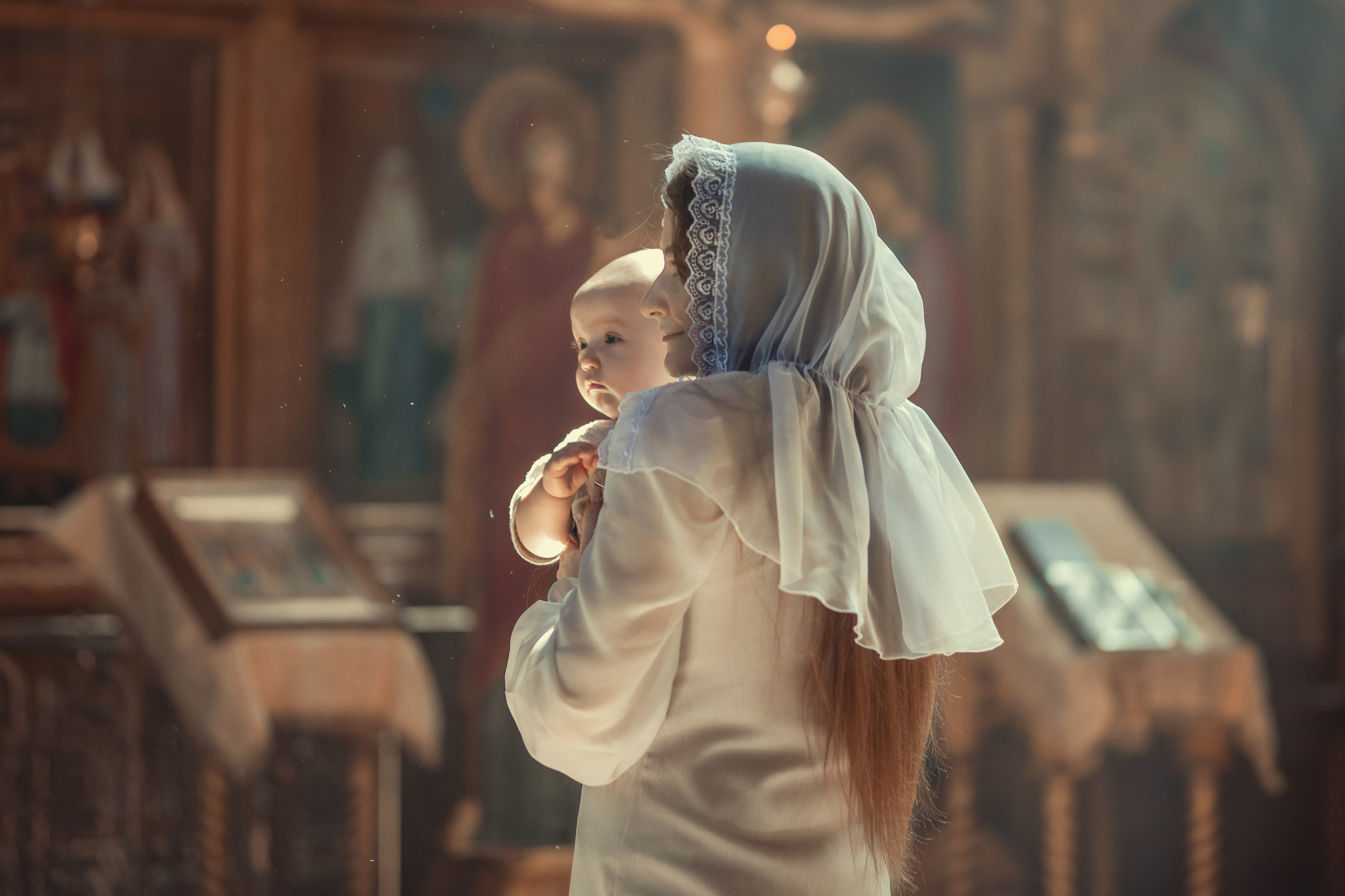 Таинство Крещения Мирона. Фотограф Таинств Крещения и Венчания в г. Курске