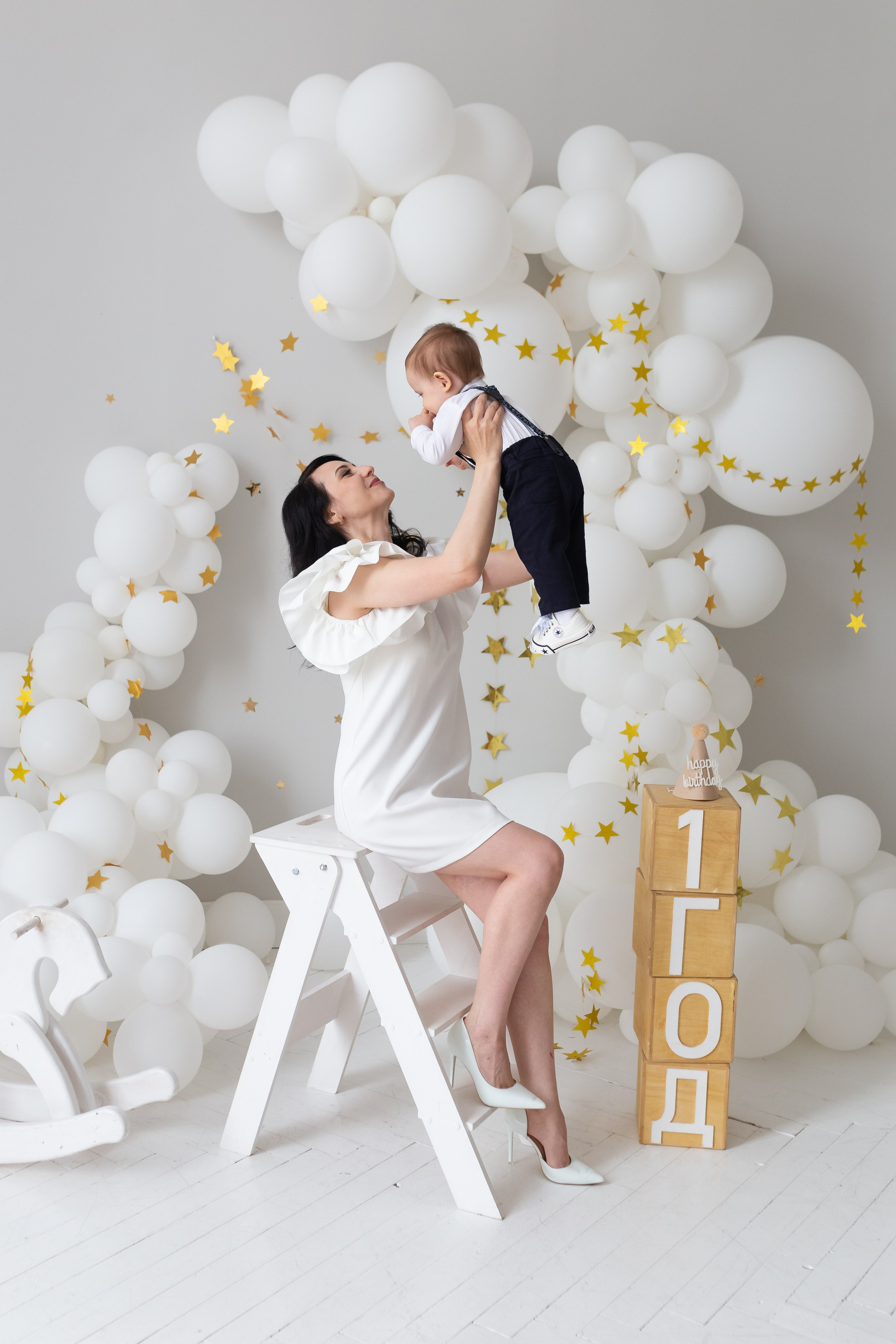 ДР в студии. Фотограф беременности в Новосибирске Елена Загороднева