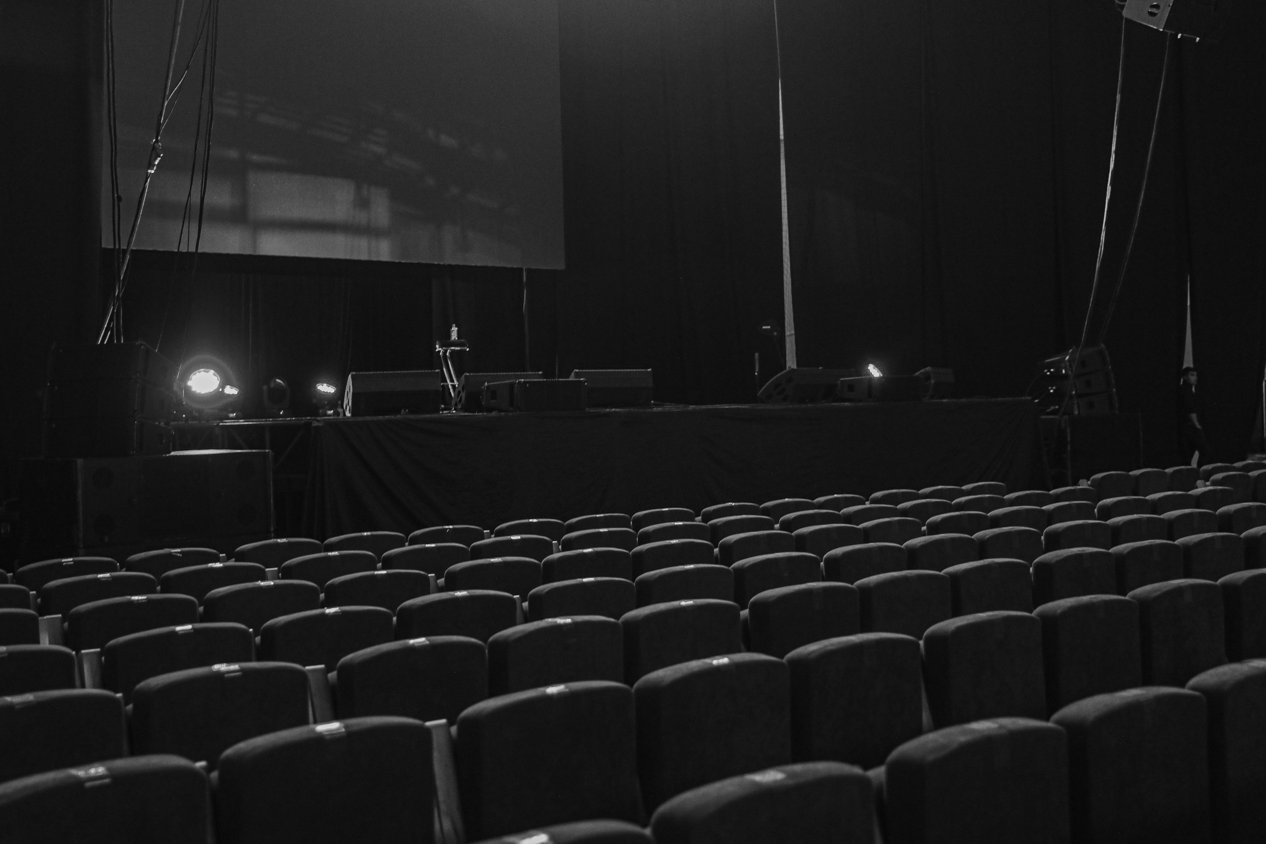 «ПАВЕЛ ВОЛЯ STAND-UP». Photographer Viktoriya Markushina «My world throug»