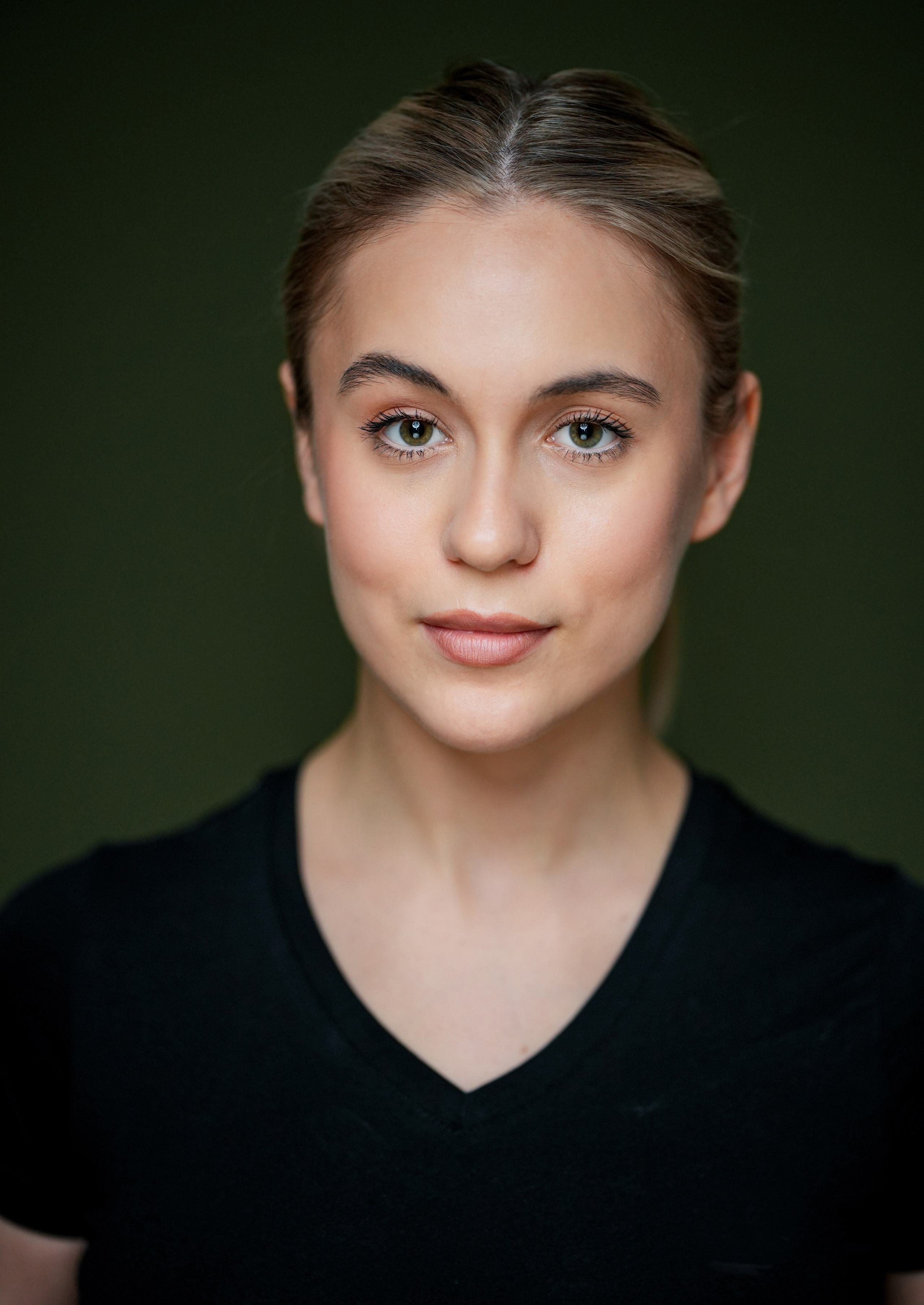 Актриса Серафима Коваленко. Портретная съемка в Москве, студийный фотограф Игорь Фомин