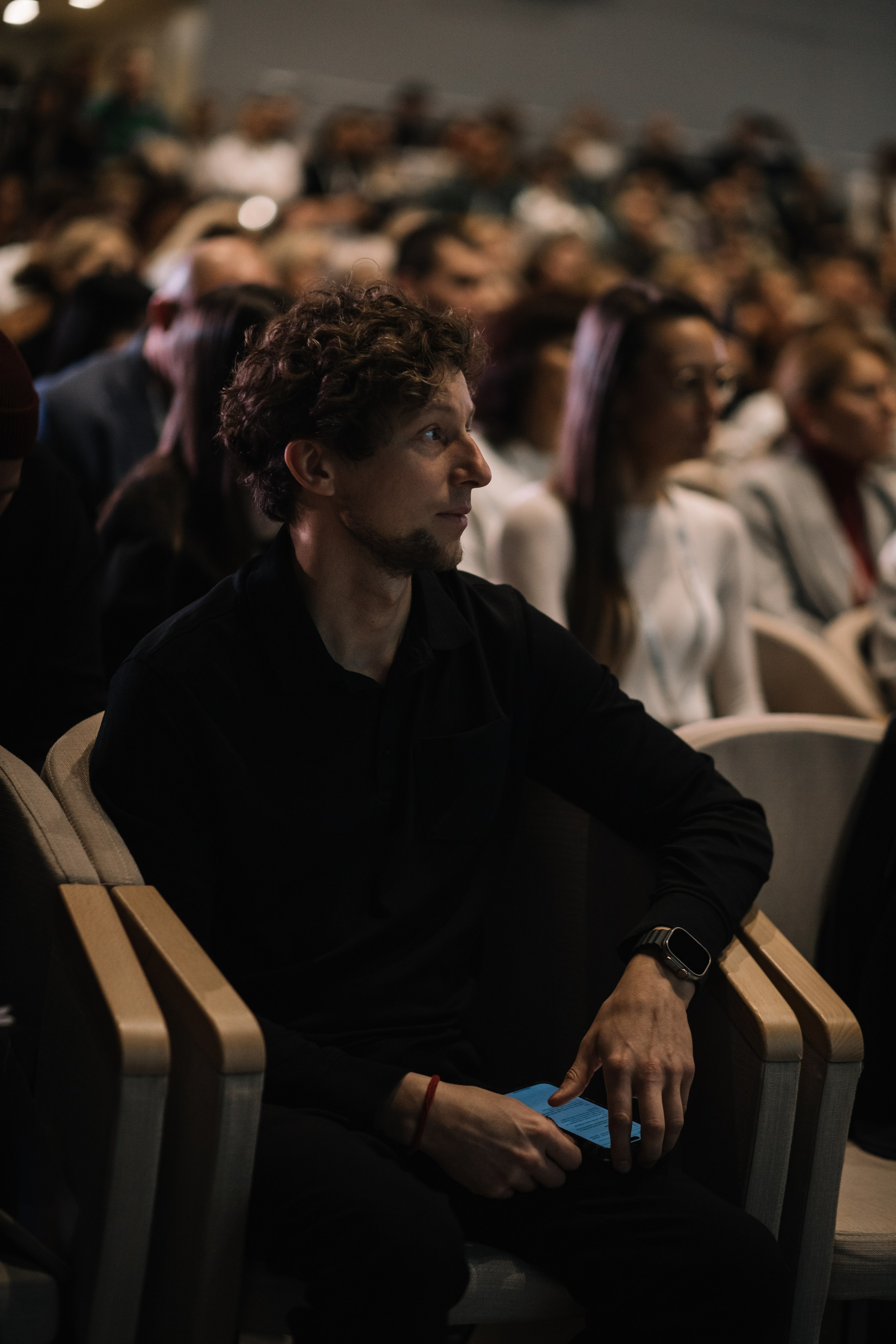 L Buro / Go Smart / Экспо Skolkovo. Nadezhdin Studio