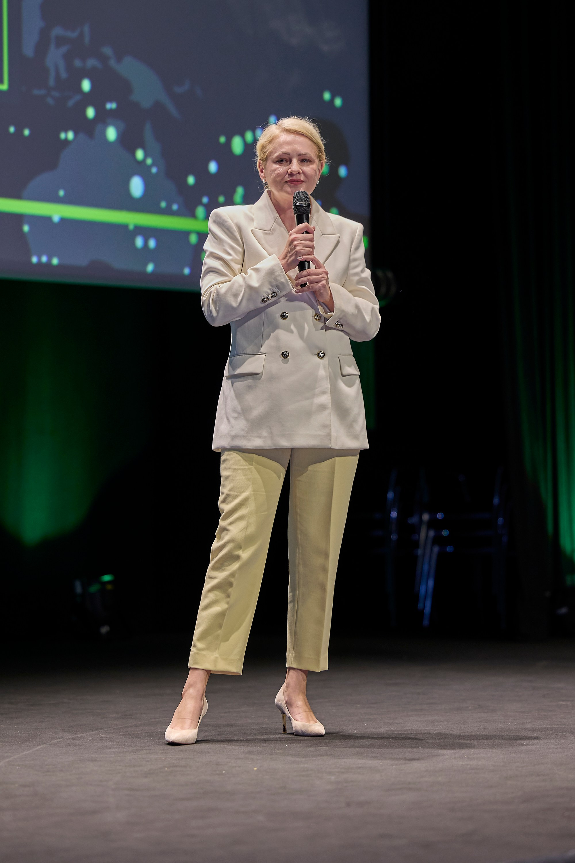 La Persona Awards 2026. Fotógrafa, videógrafa y piloto de dron en Valencia, España - Anna Baranova