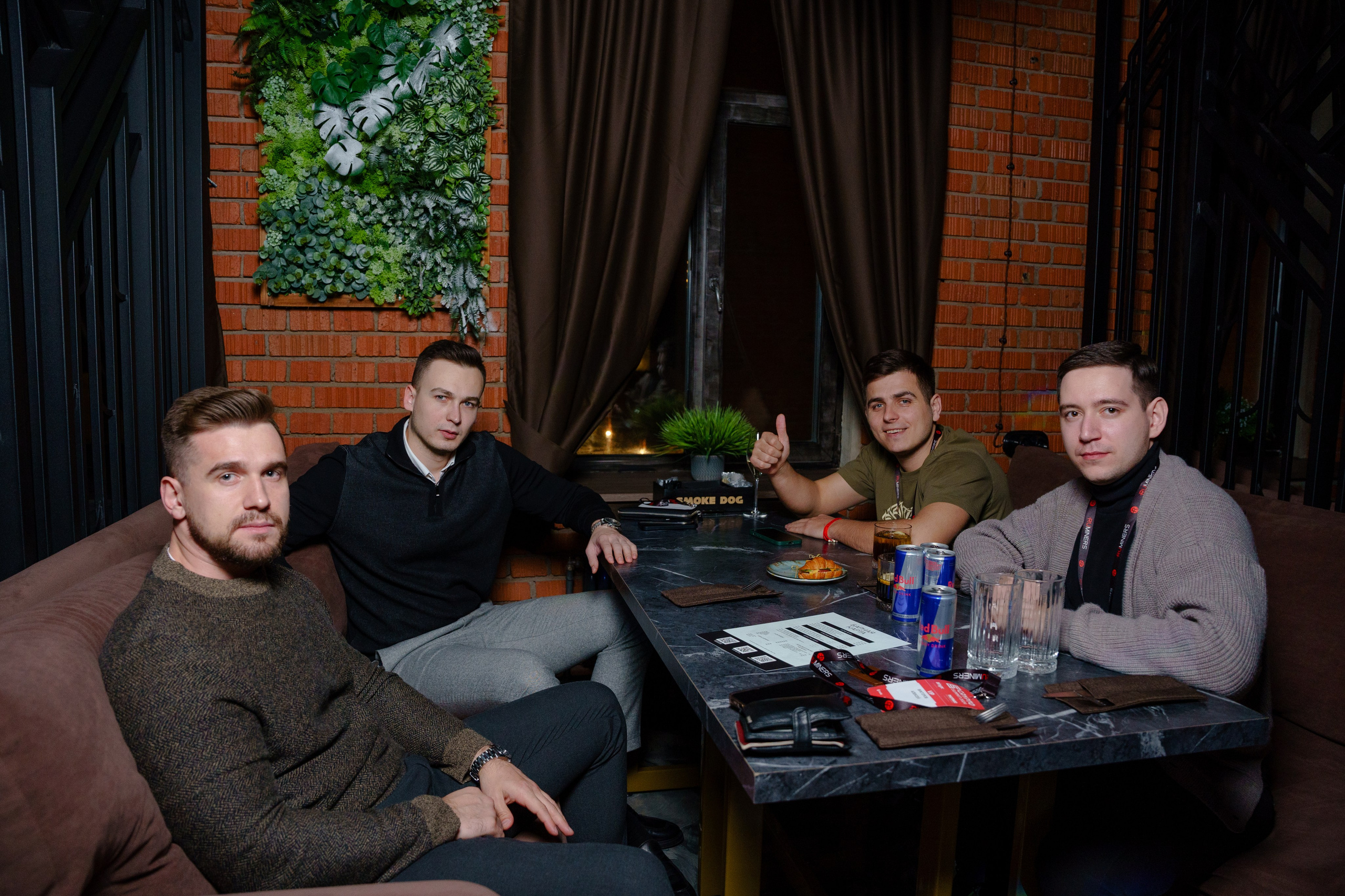 Crypto Summit 2024 After Party в SMOKE DOG. Репортажный фотограф Москва Сергей Дружинин