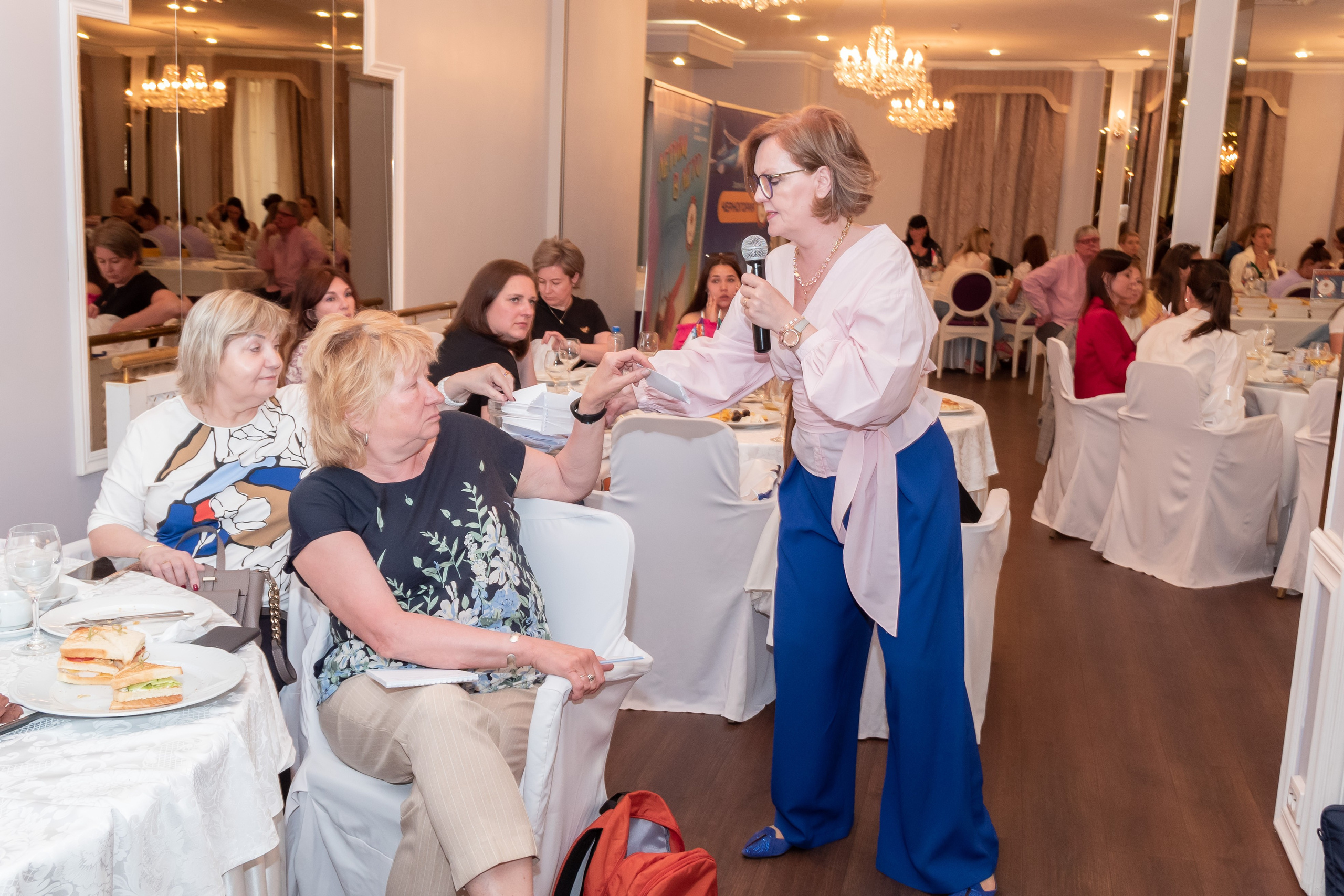 Бизнес-завтрак туроператора из Москвы для турагентов в Санкт-Петербурге. Елена Сергеева- фотограф для жизни и бренда. Фотосессии и репортаж мероприятий