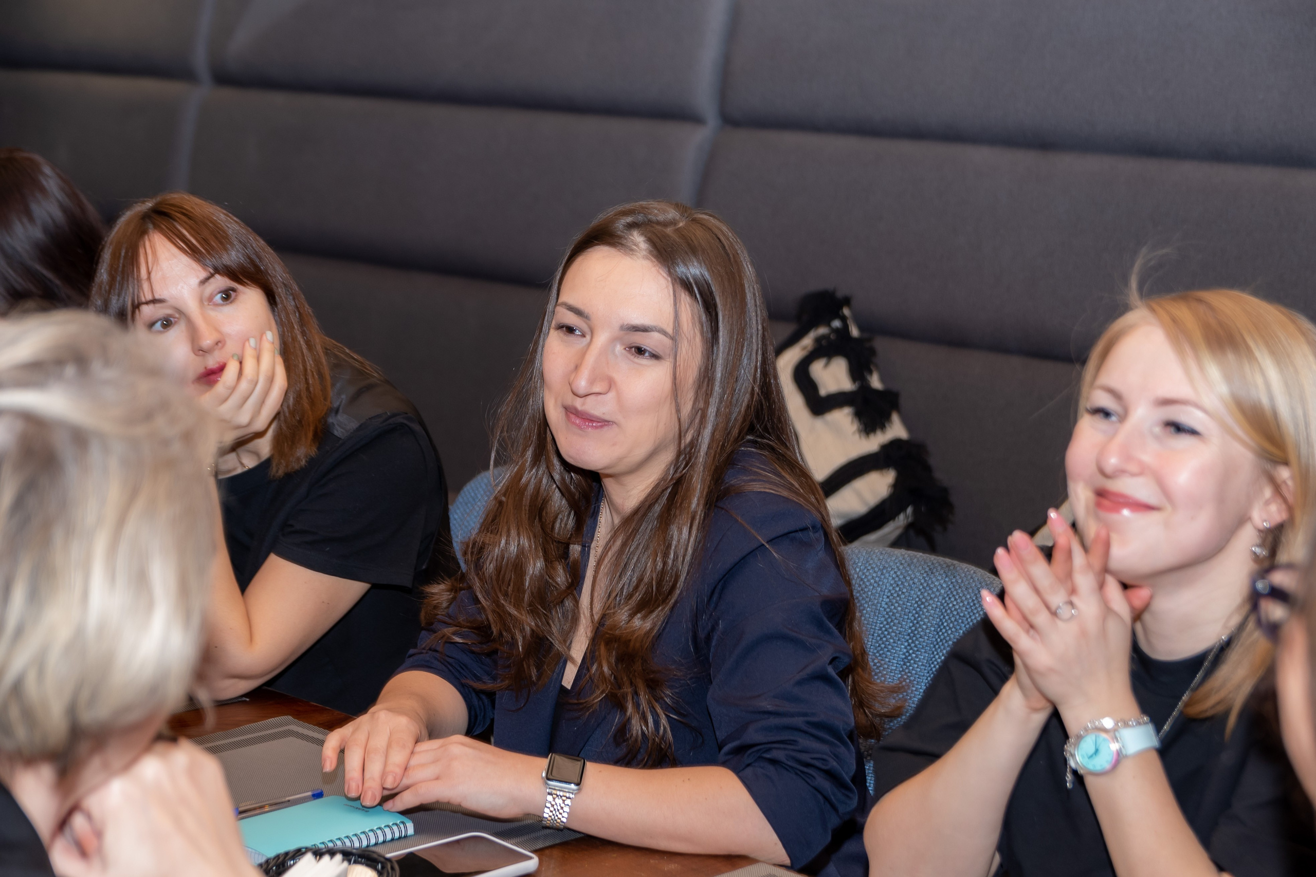 Бизнес завтрак психологов. Елена Сергеева- фотограф для жизни и бренда. Фотосессии и репортаж мероприятий