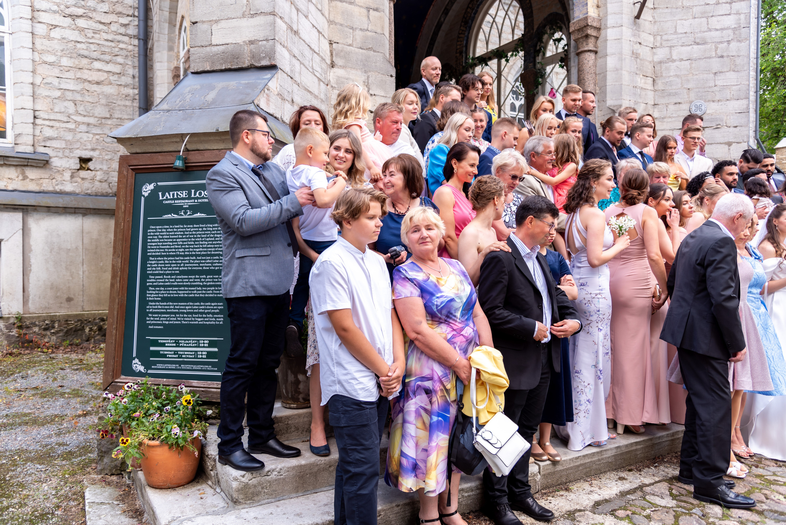Мария и Виталий Замок в Эстонии. Елена Сергеева- фотограф для жизни и бренда. Фотосессии и репортаж мероприятий