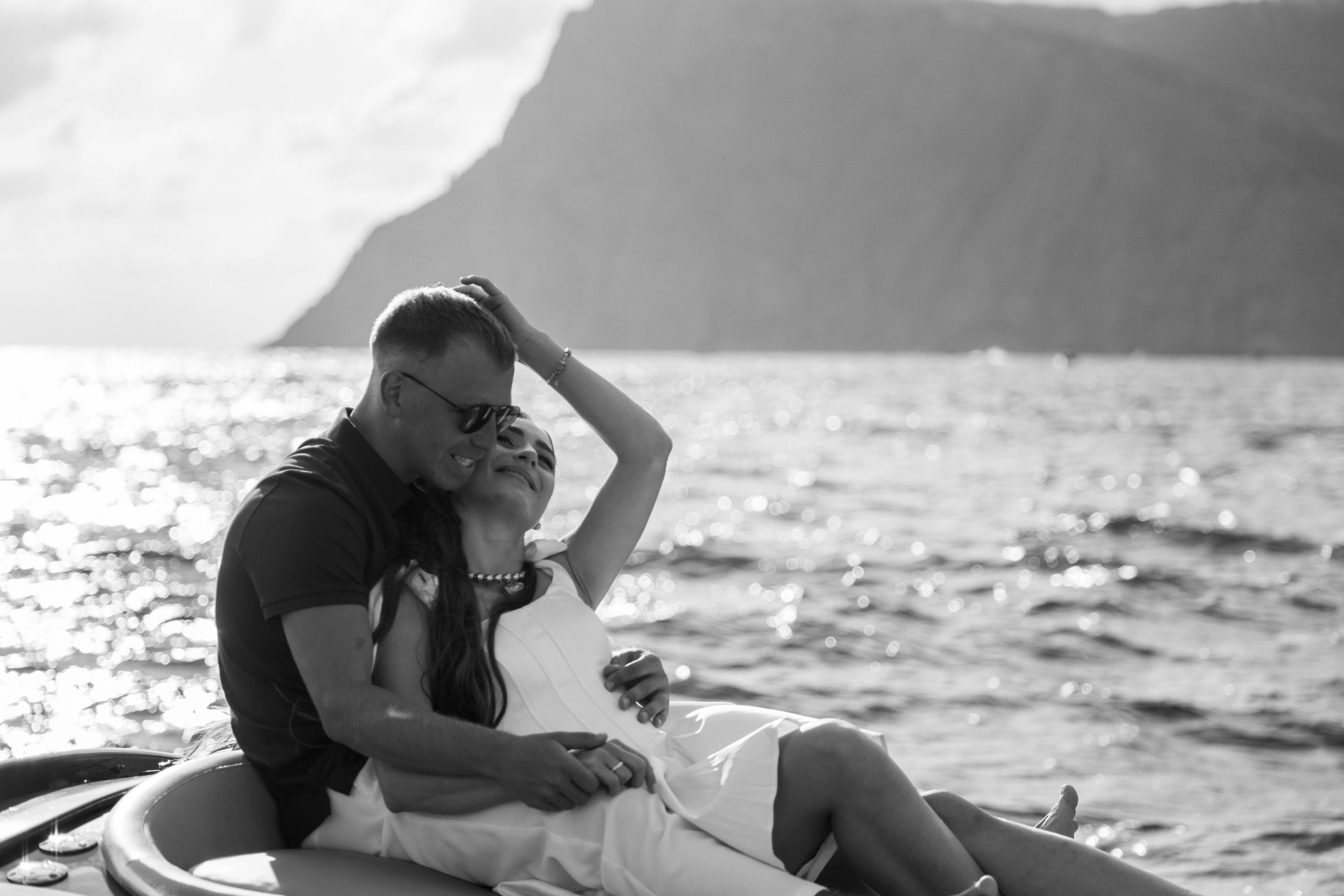 М+А — Прогулка на катере в Балаклаве. Профессиональная фотосъемка в Крыму. Натуральные эмоции и живые кадры. Забронируйте дату прямо сейчас!