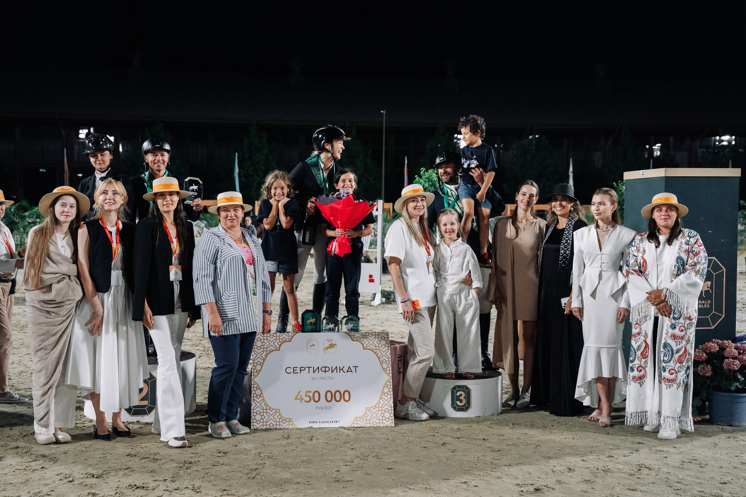 Магия Востока в Emerald Stables. Свадебный и семейный фотограф в Москве и МО Геннадий Туманцев