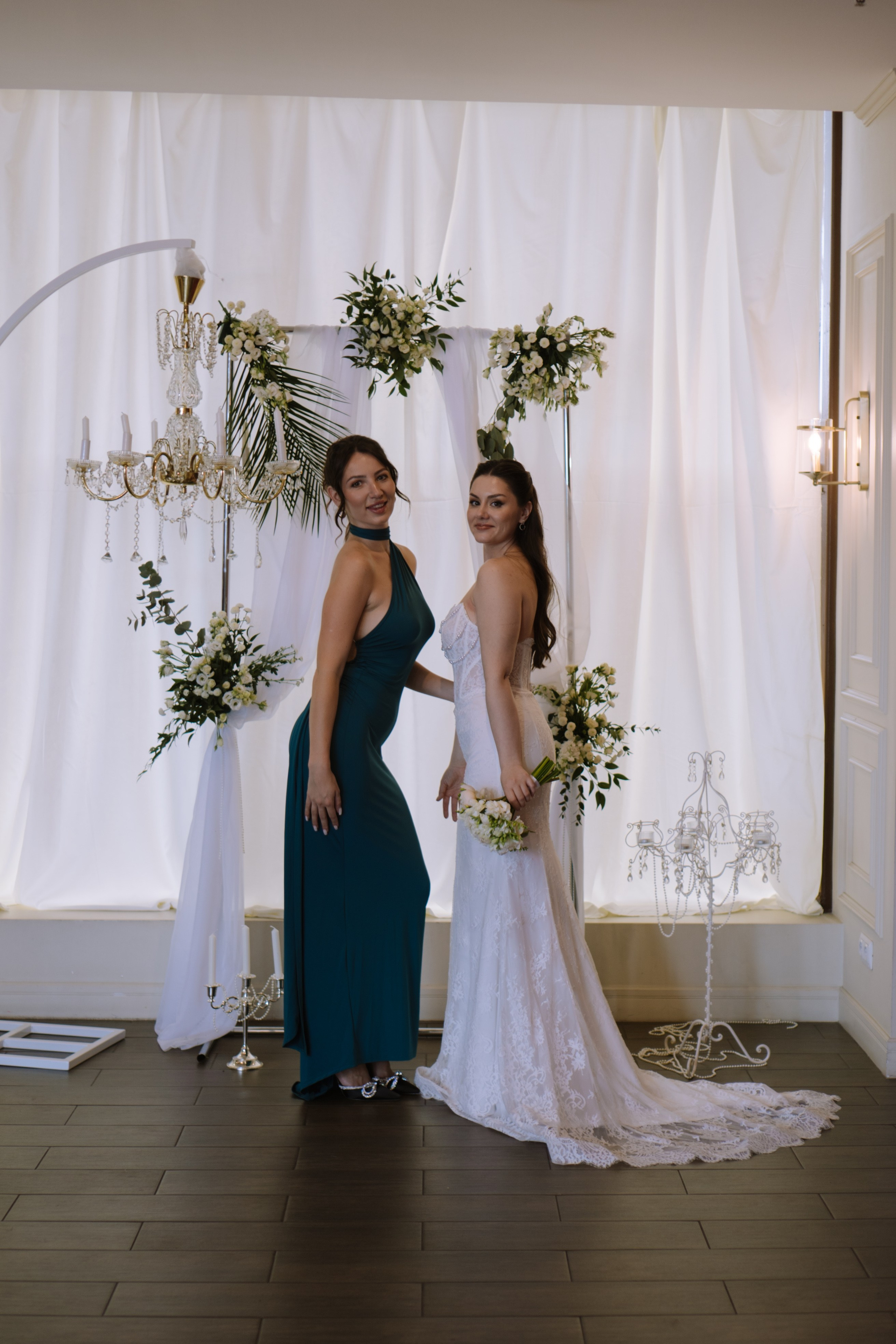 СВАДЕБНЫЙ БАНКЕТ НА ВЛАДИМИРСКОЙ В САНКТ-ПЕТЕРБУРГЕ (КАМЕРНАЯ СВАДЬБА). Профессиональный фотограф, Санкт-Петербург — Виктория Богомолова