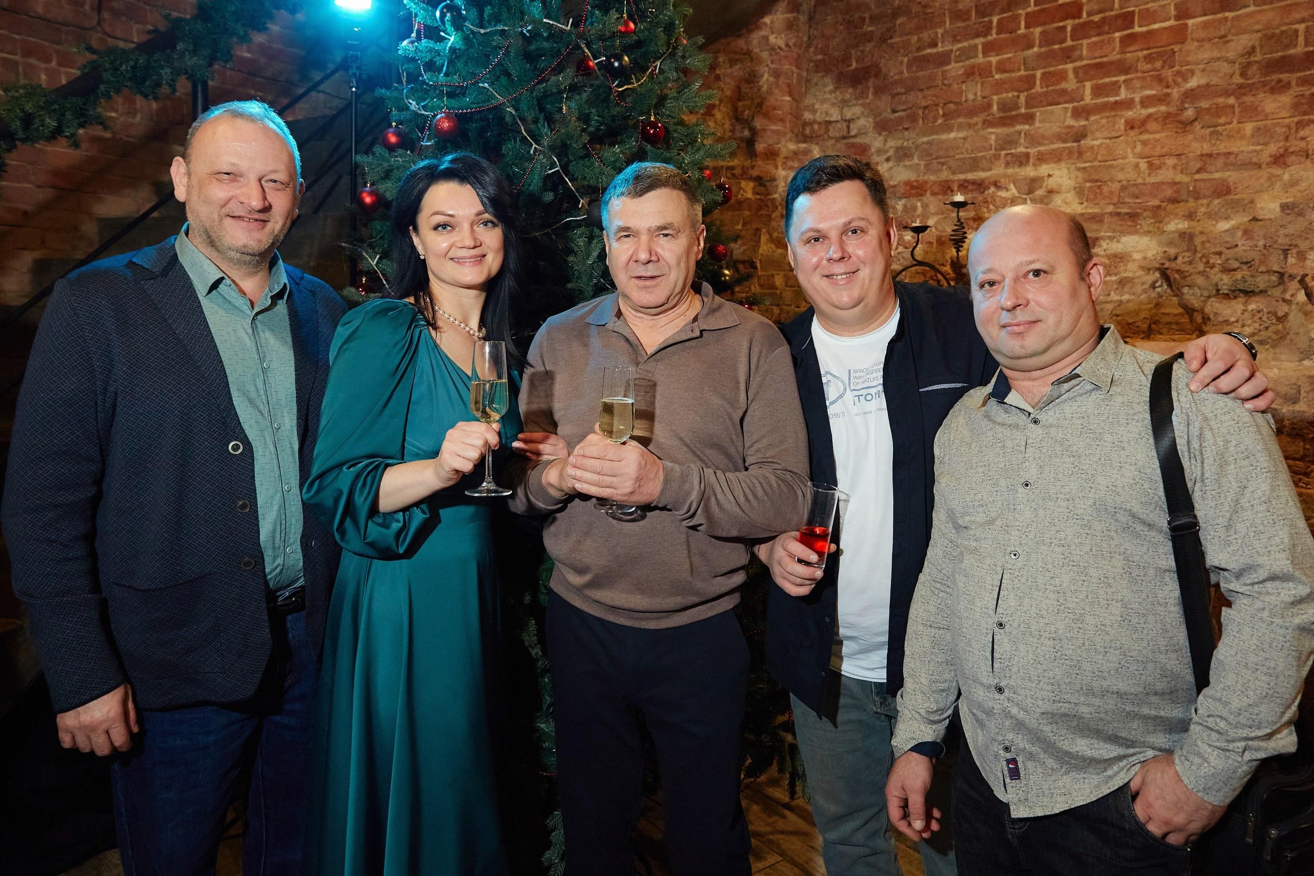 Компания Clarity / Пространство HIDE. Антон Артюшин, портретный фотограф. Москва