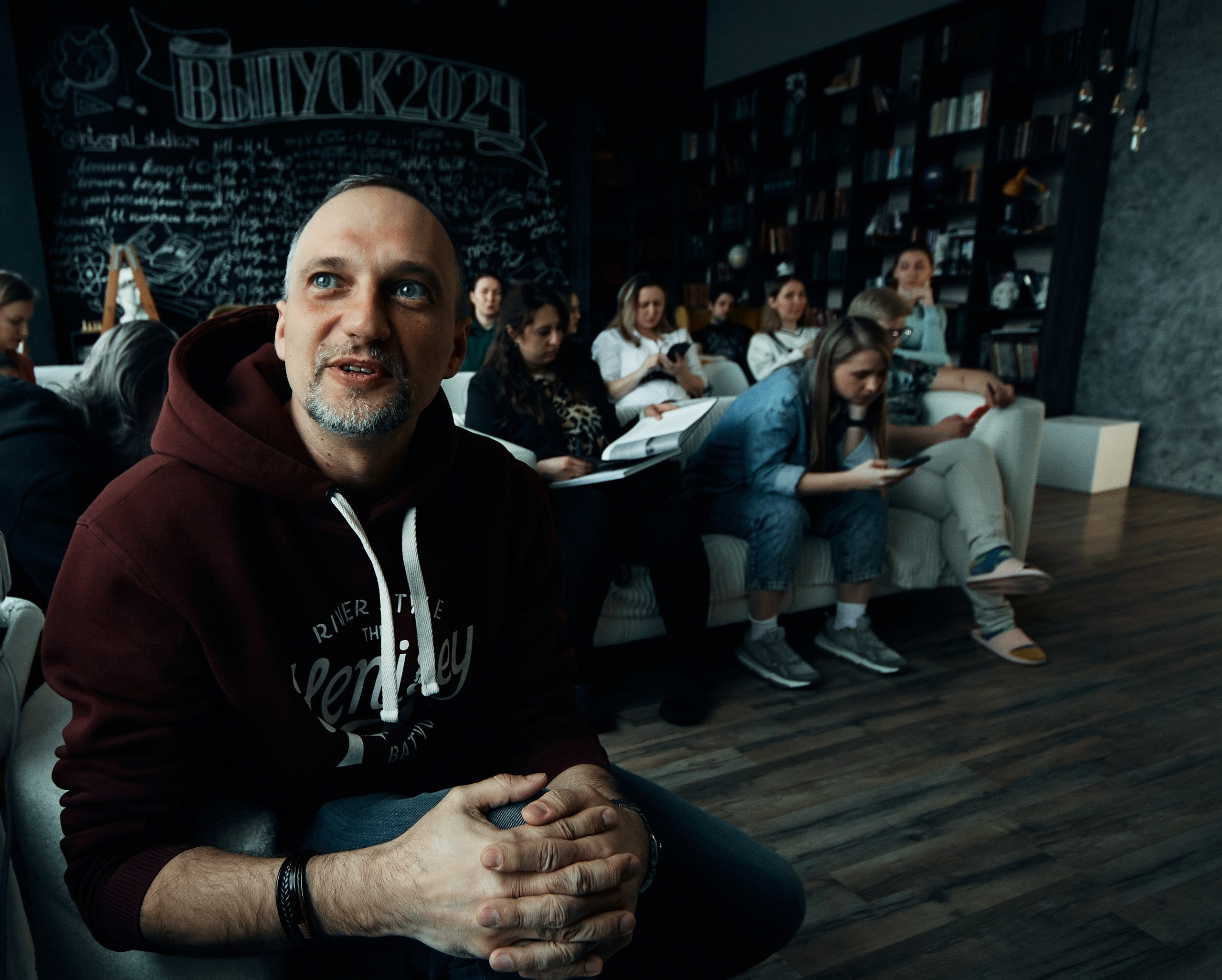 Фотоквартирник. Семейный и репортажной фотограф в Красноярске и Москве Виктор Бабинцев