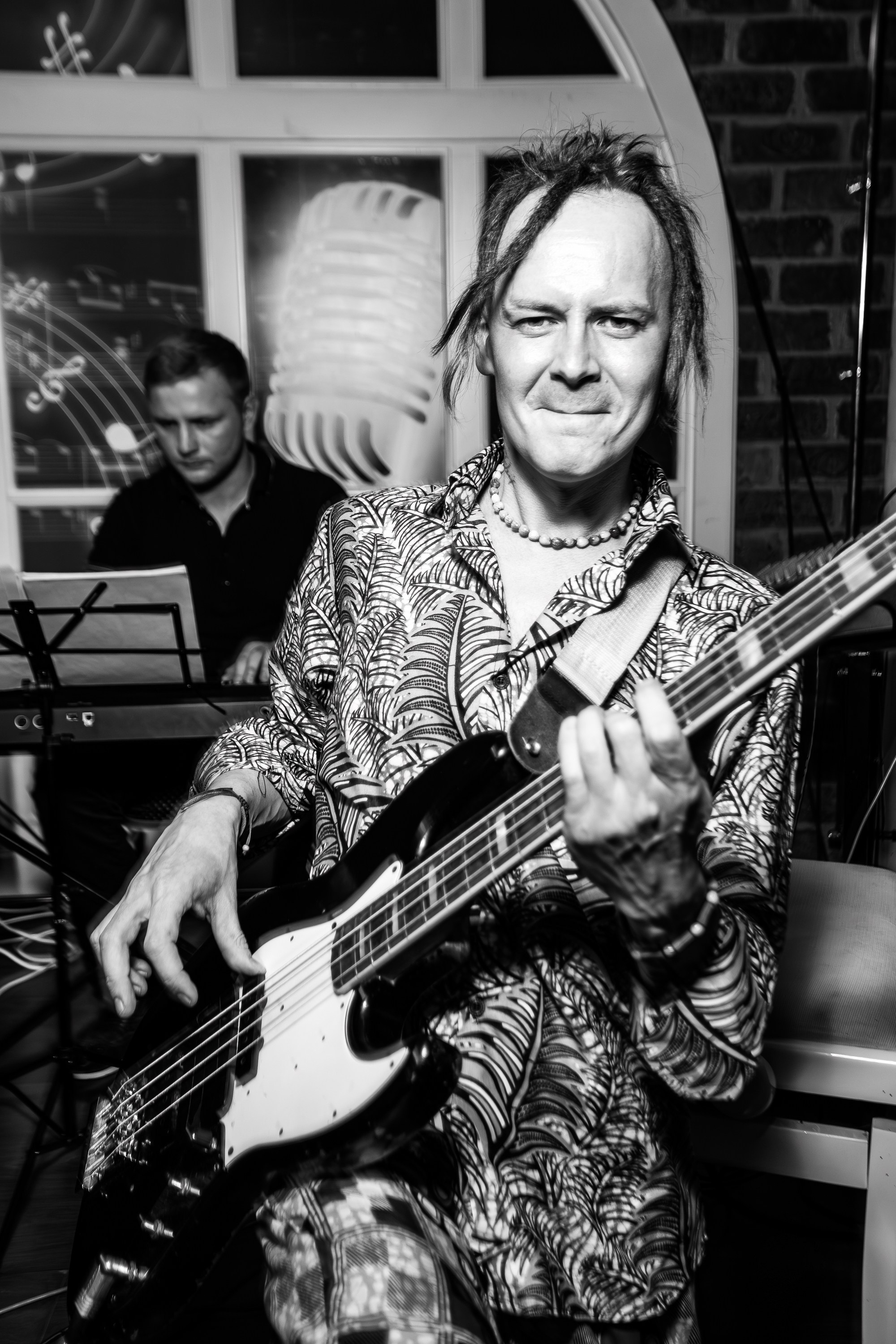 Джаз клуб «Скажите Jazz» Герман Мамаев, бэнд DC Quartet и специальный гость Анна Шакель_Фабрикантъ_Симферополь_26.01.2025. Аминов Руслан | Фотограф