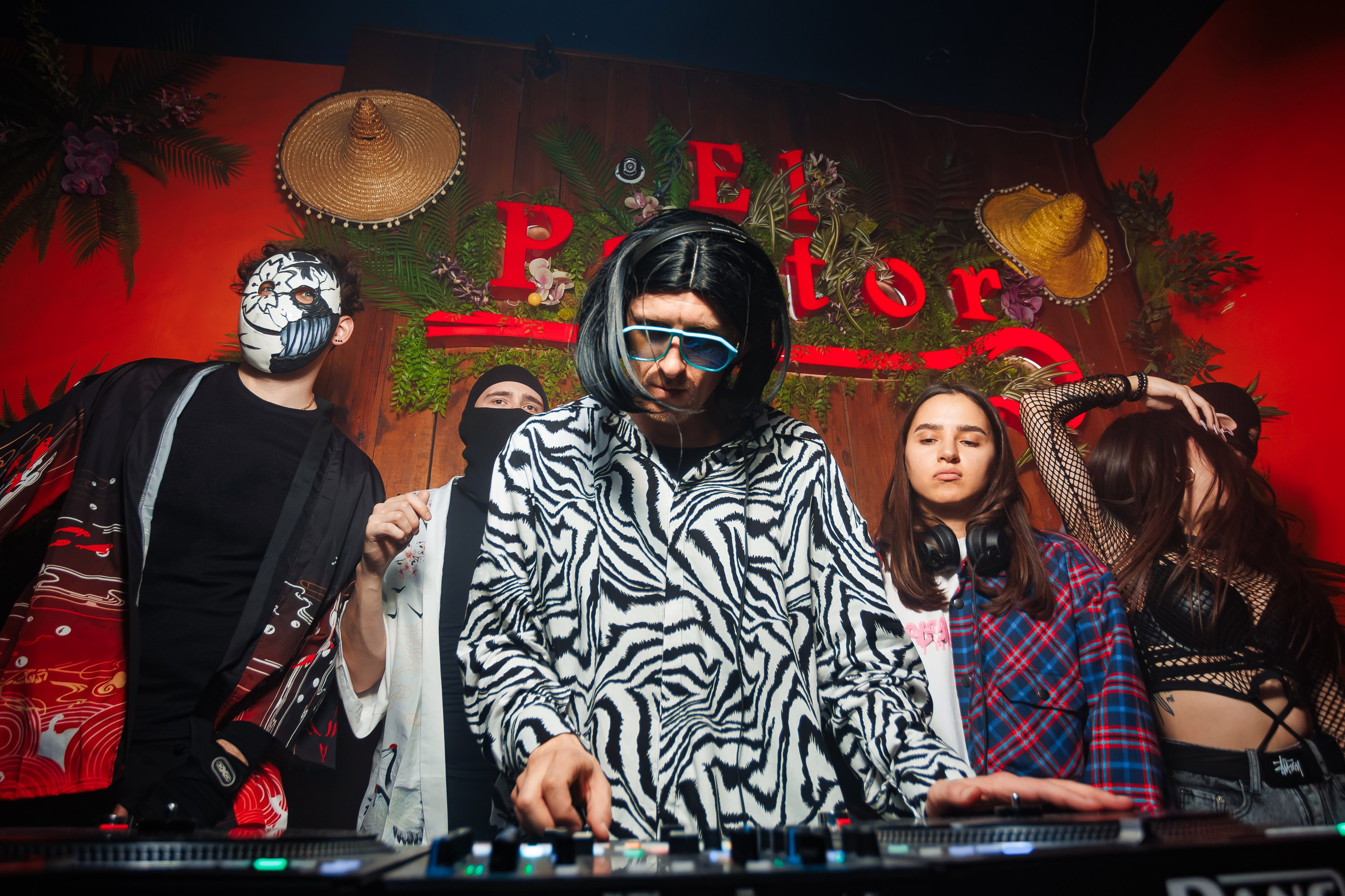 Движ_El Pastor_Симферополь_1.03.2025. Аминов Руслан | Фотограф