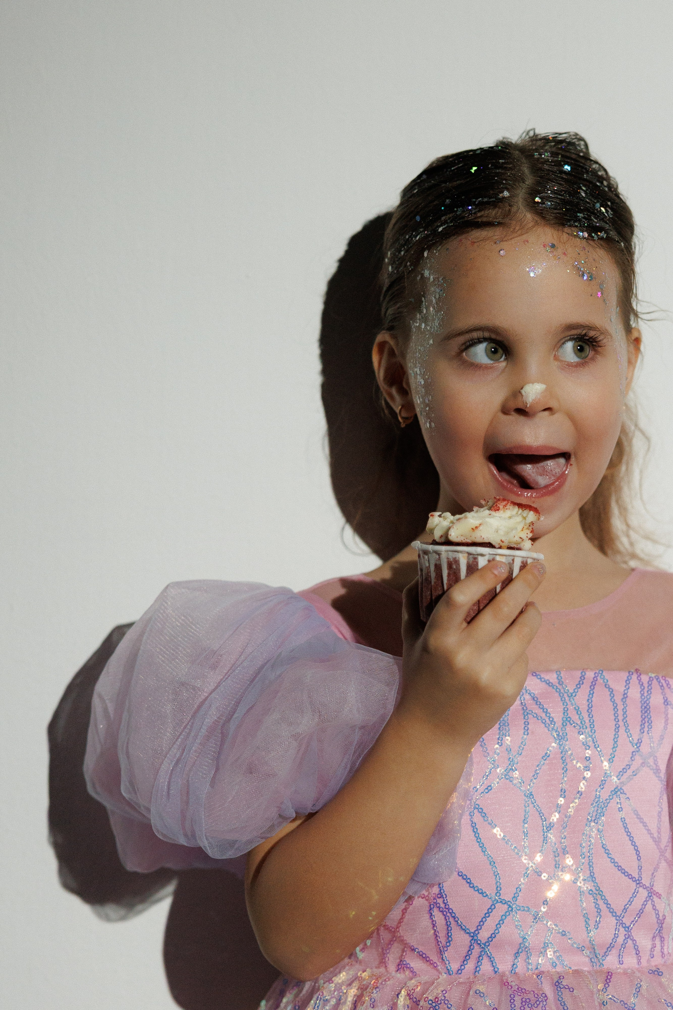 Вике 5. Привет! Меня зовут Лера, я фотограф в Нижнем Новгороде