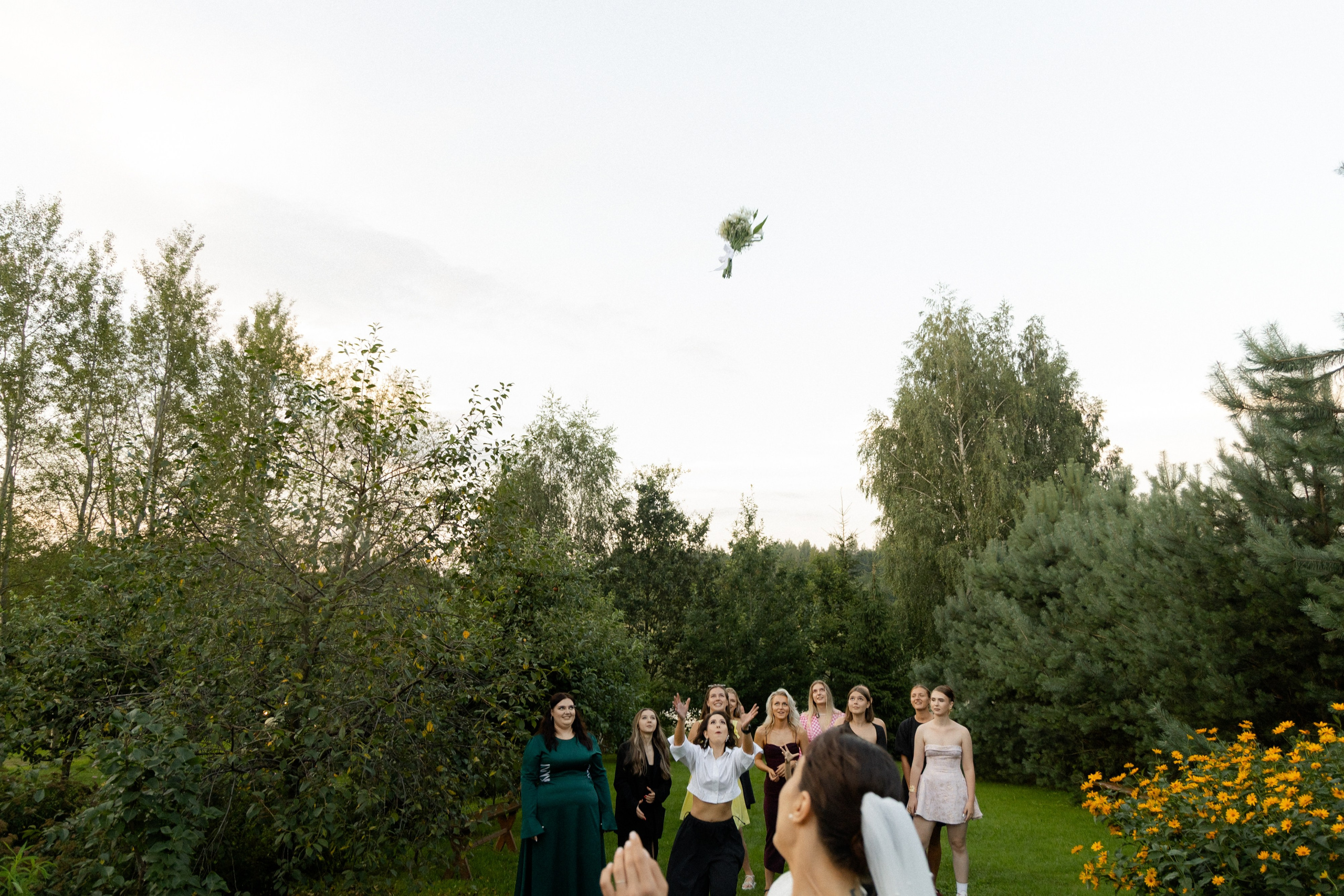 Свадебная фотосессия в агроусадьбе Лабодянка в Минске. Свадебный фотограф в Минске/Беларуси Сергей Спиридонов