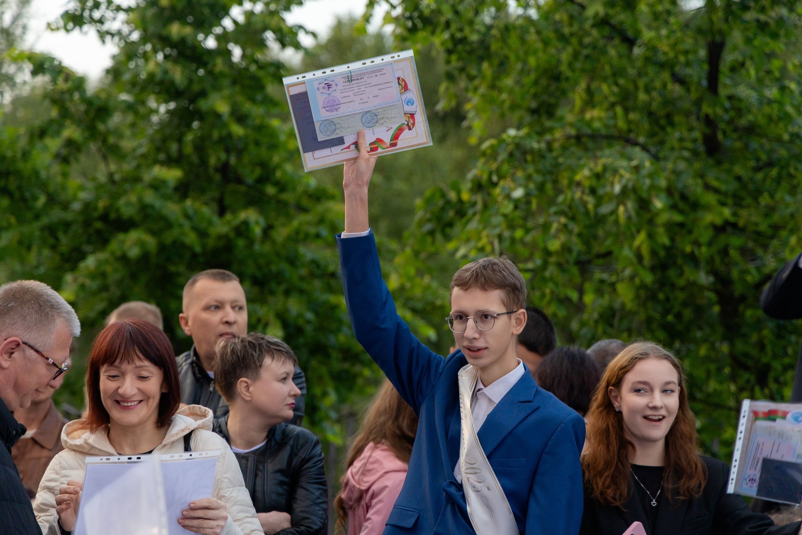 Школьный выпускной 2025 год в Минске, Беларуси. Свадебный фотограф в Минске/Беларуси Сергей Спиридонов