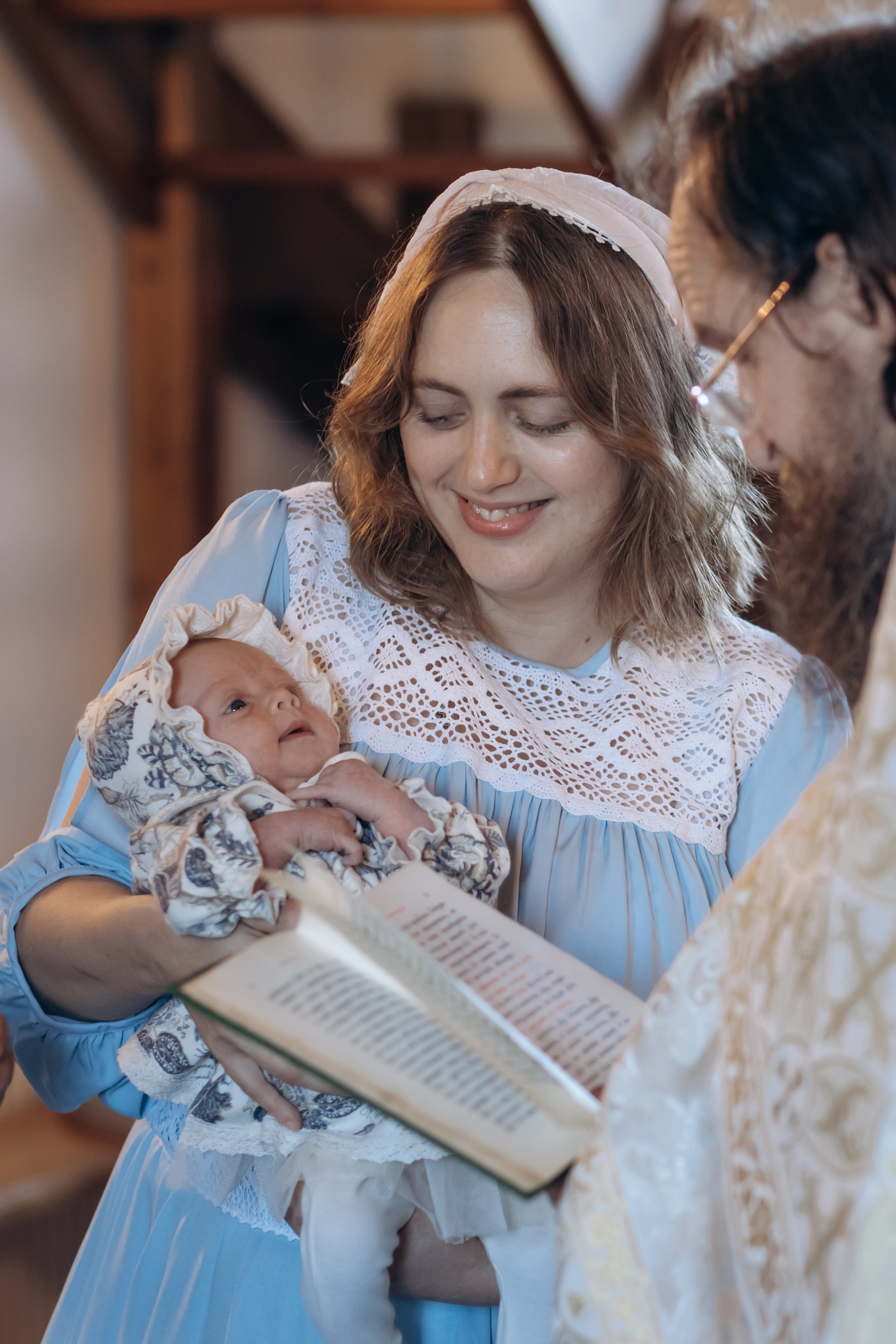 Крещение Василисы. Фотограф на крещении и венчании Елена Плинер, Псков и Псковская область