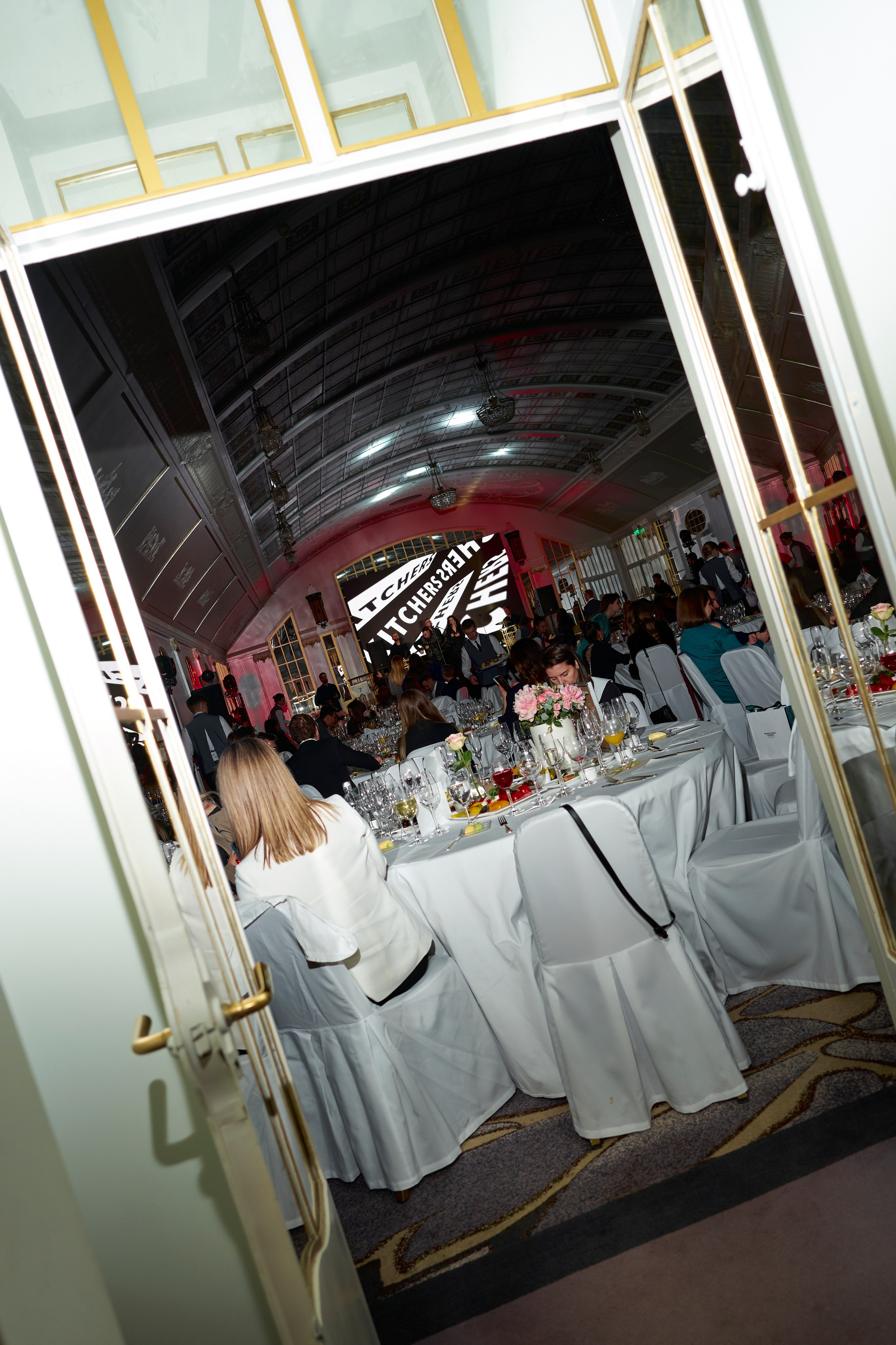 Премия: Партнер года. Коммерческий и репортажный фотограф в Санкт-Петербурге — Туся Сушка