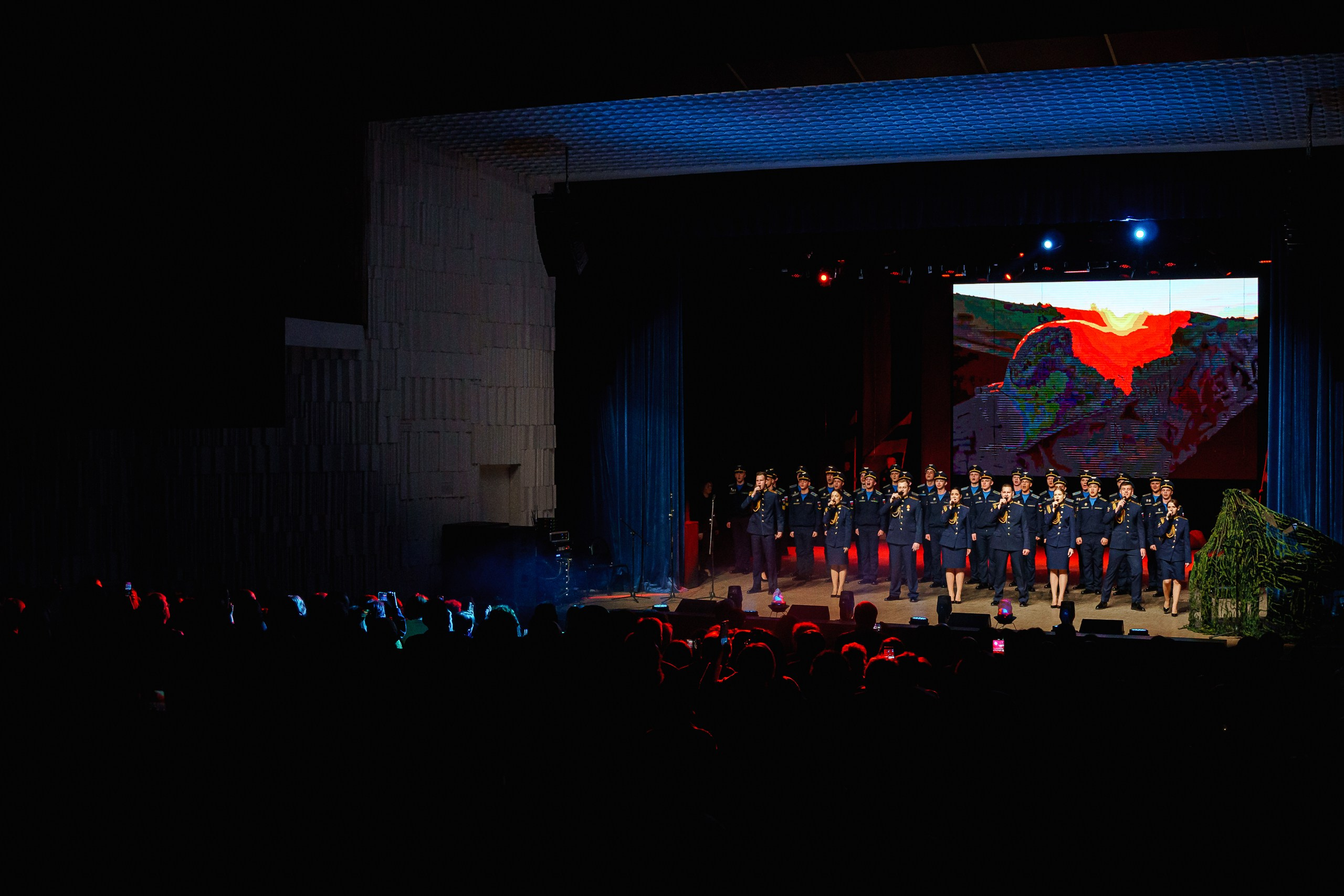 Гала-концерт XXXIII Регионального фестиваля солдатской и патриотической песни «Защитники Отечества». Портретный и репортажный фотограф в Воронеже: Анастасия Пузикова