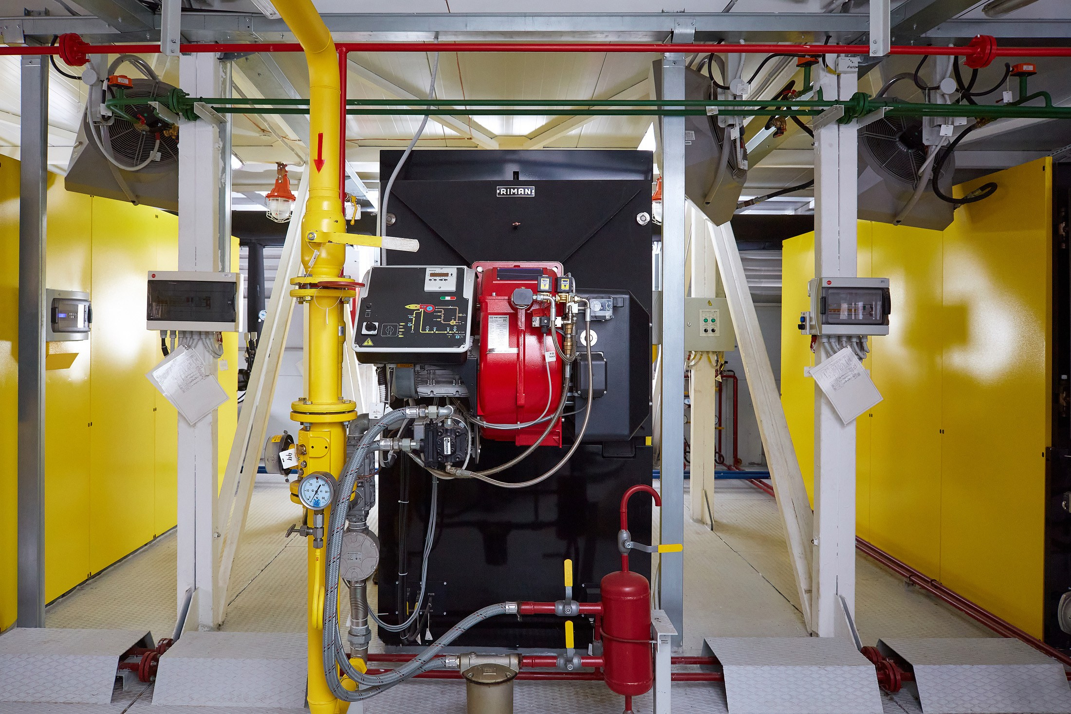 Промышленный фотограф в Перми — Желнин Андрей