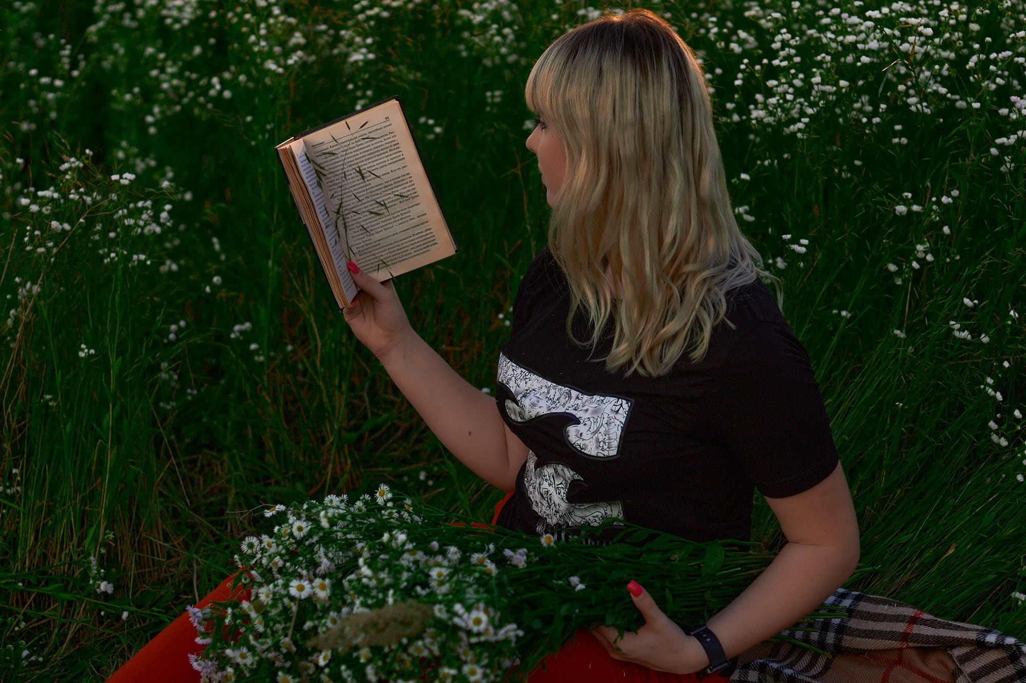 Фотосессия в ромашковом поле Лиля. Семейный и свадебный фотограф в Краснодаре Михеева Светлана