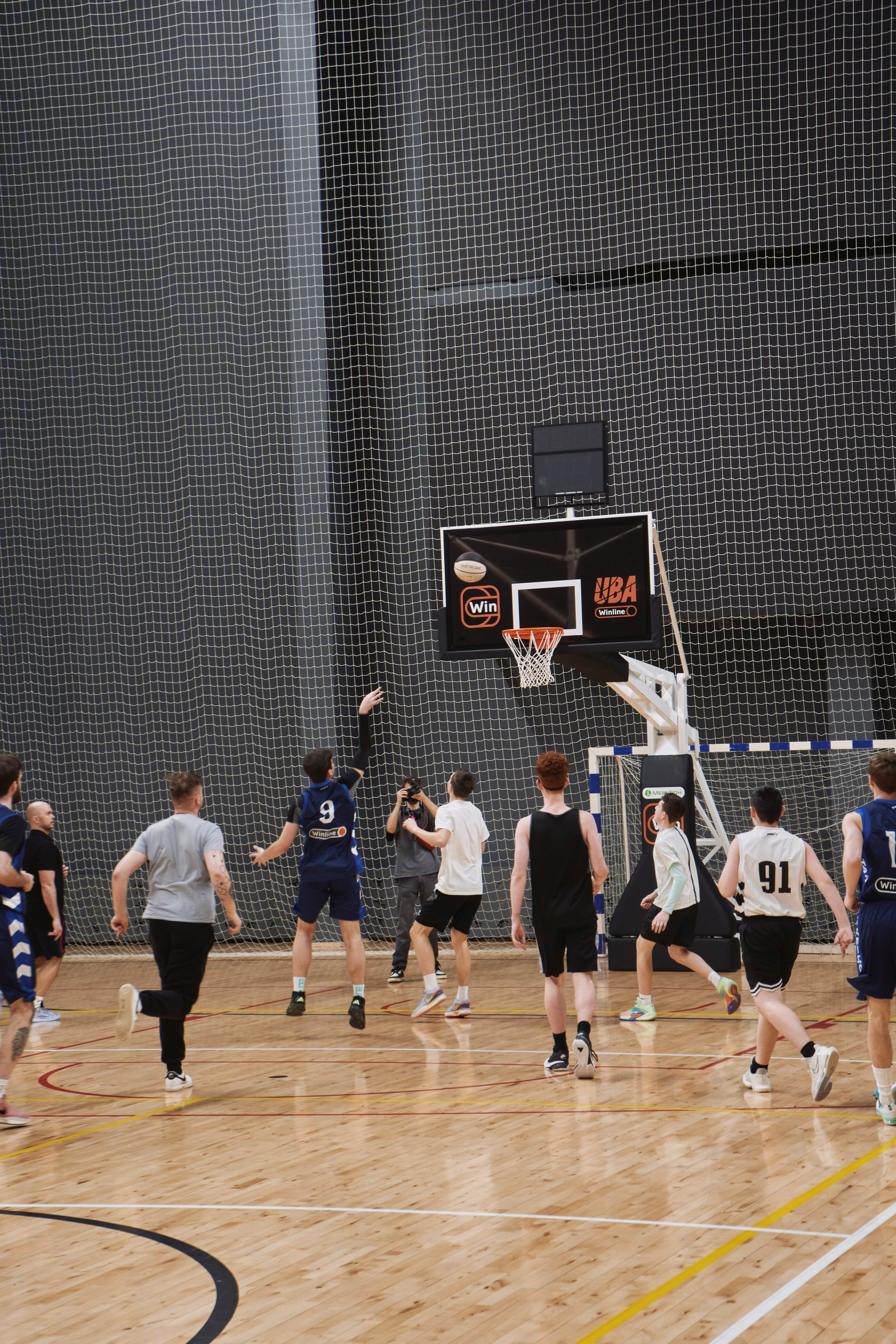 Новогодний баскетбол 2025. Детская лига. Евгений Бреча. Коммерческий и бэкстейдж фотограф в Москве