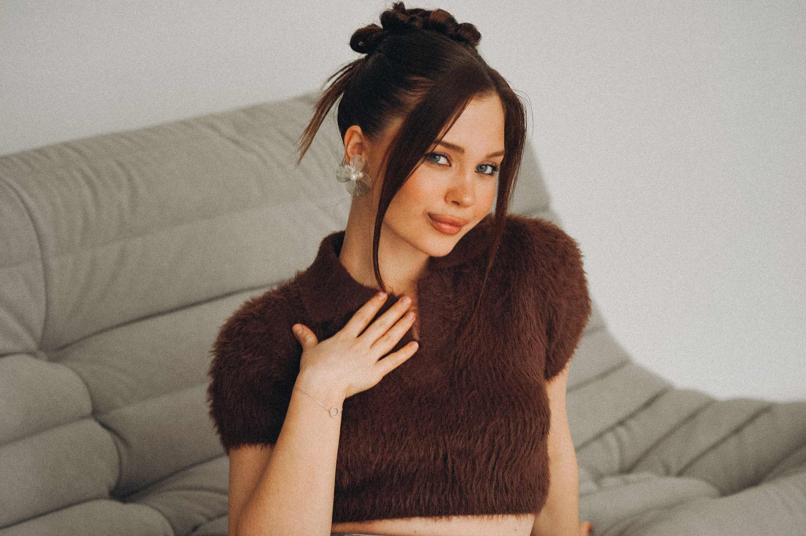 Kira. Я — Алёна и я фотографирую красиво (е)