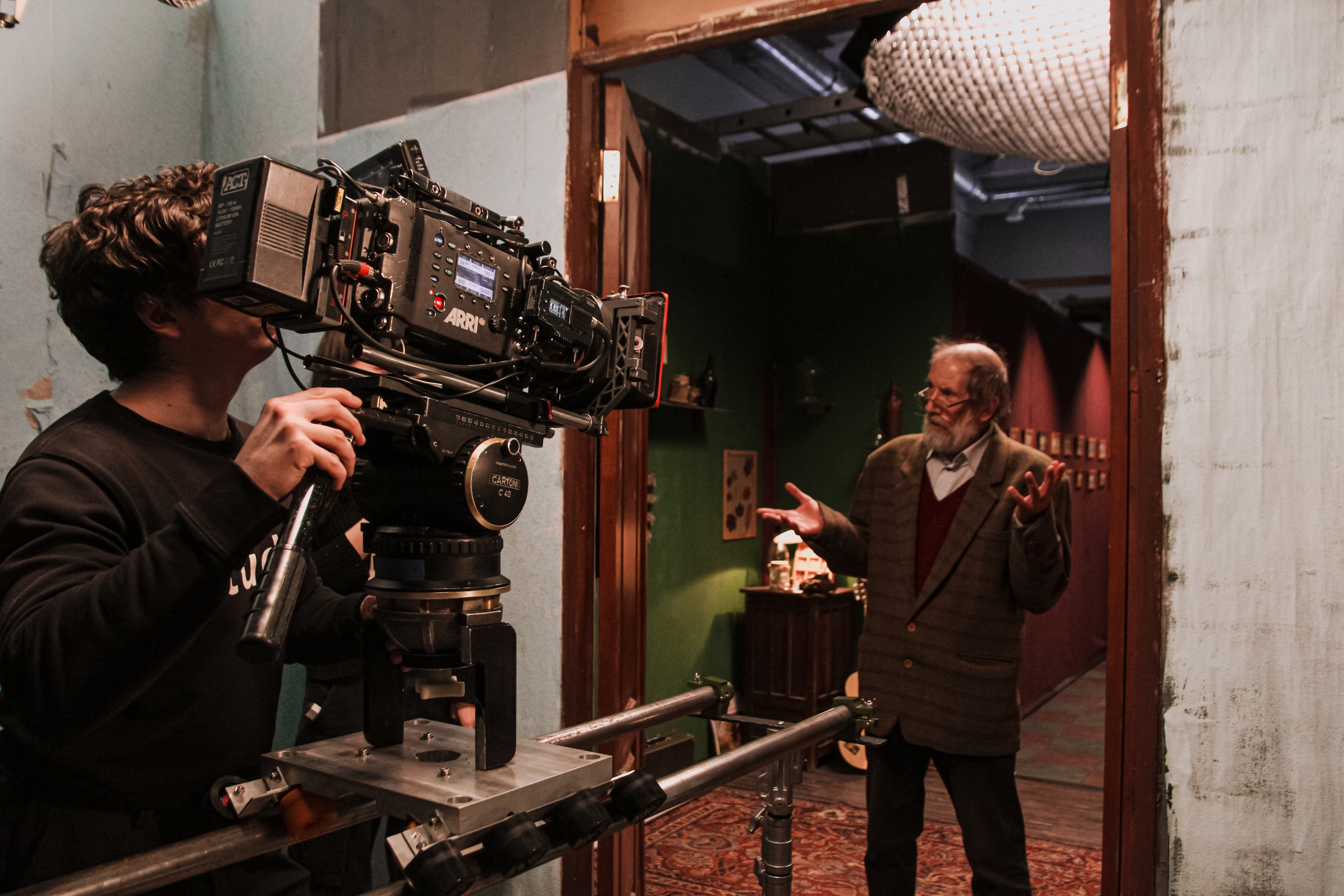 К\ф «Двор живота». Главная