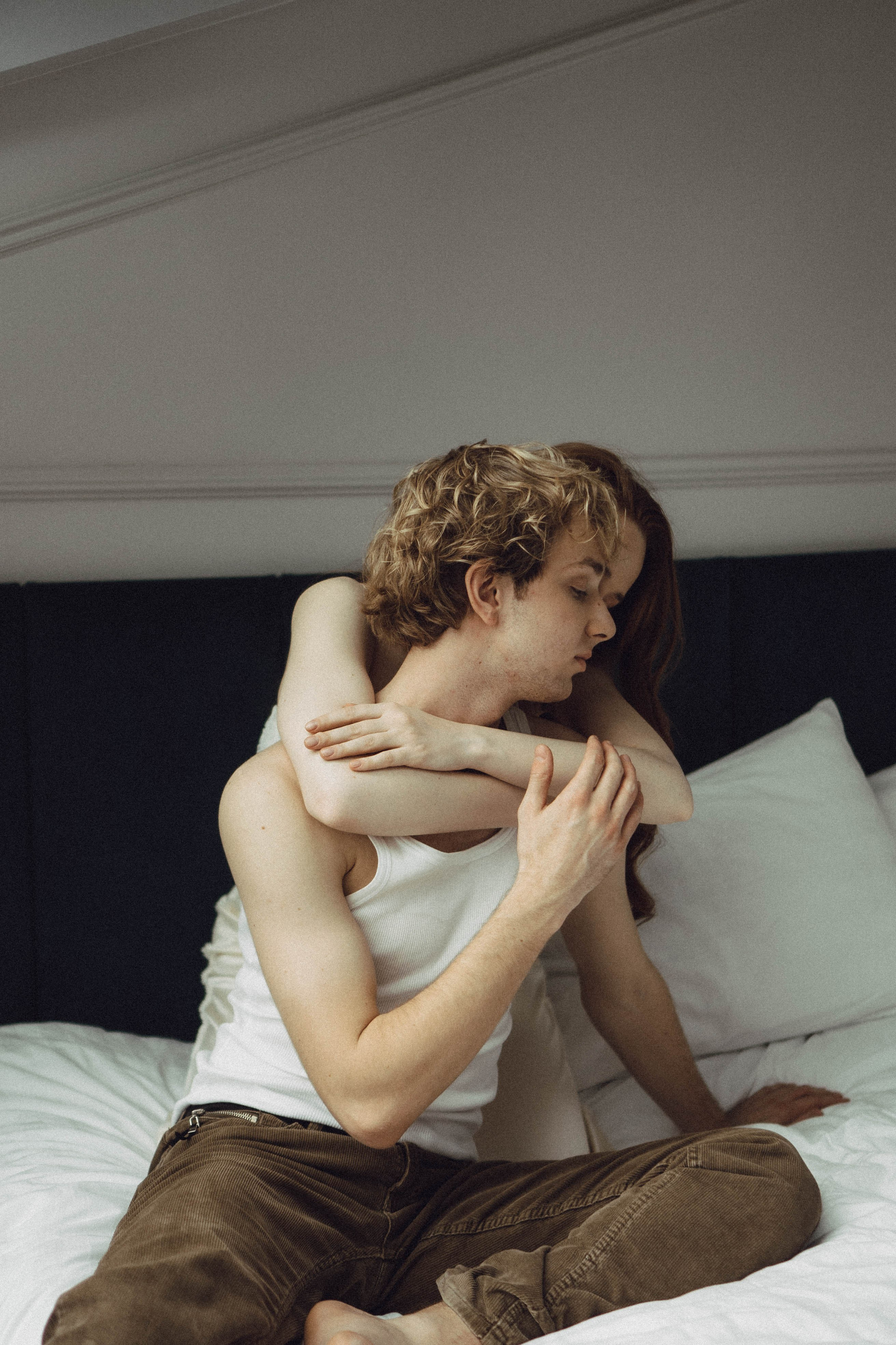 СВАДЕБНАЯ СЬЕМКА В ОТЕЛЕ. СБОРЫ ЖЕНИХА И НЕВЕСТЫ И ТАКЖЕ ТОР И ПОДГОТОВКА К ПРОГУЛКЕ. Профессиональный фотограф, Санкт-Петербург — Виктория Богомолова