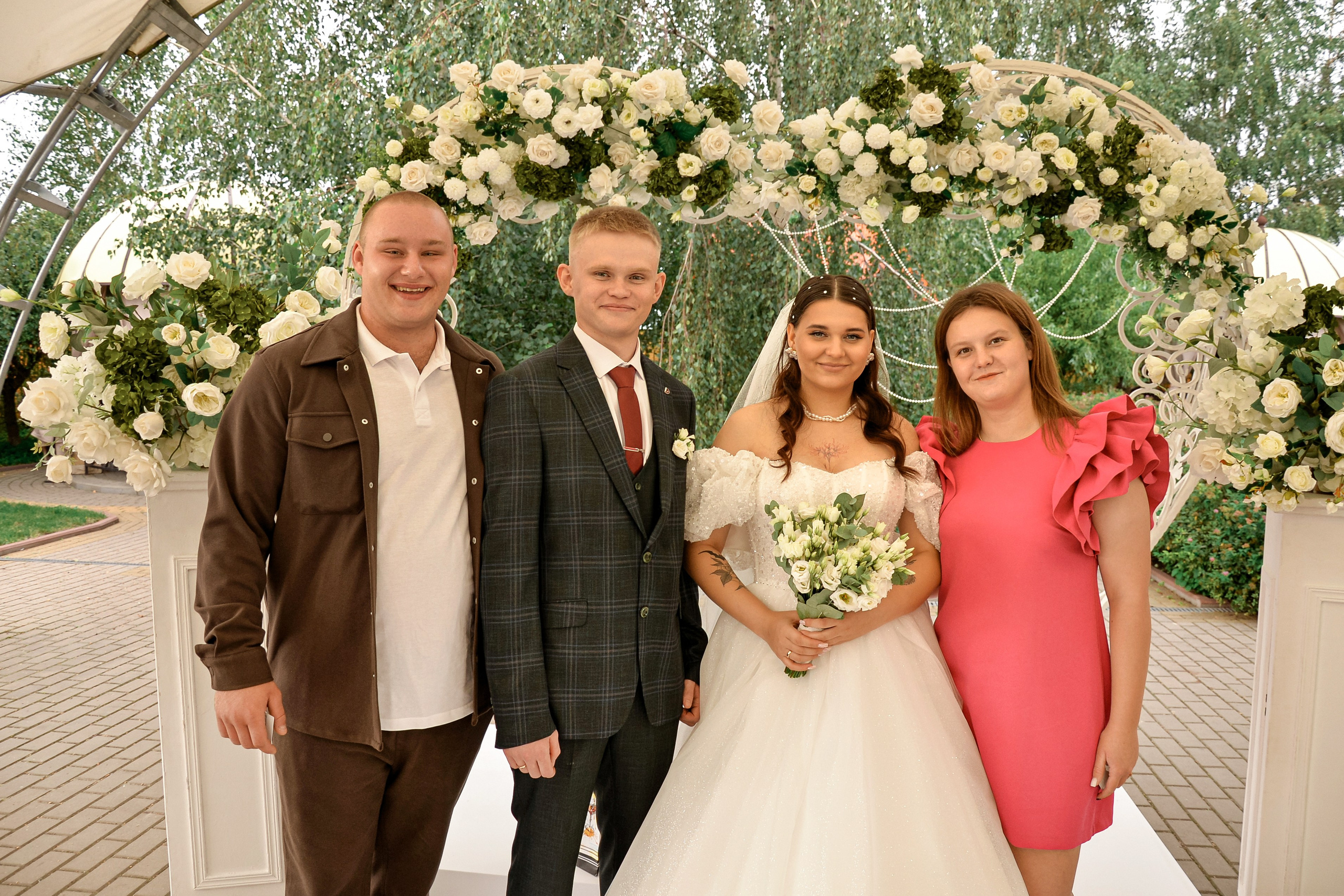 Карина и Саша. 5.09.25. Семейный и свадебный фотограф Галина Абакумова, фотосессии в Белгороде