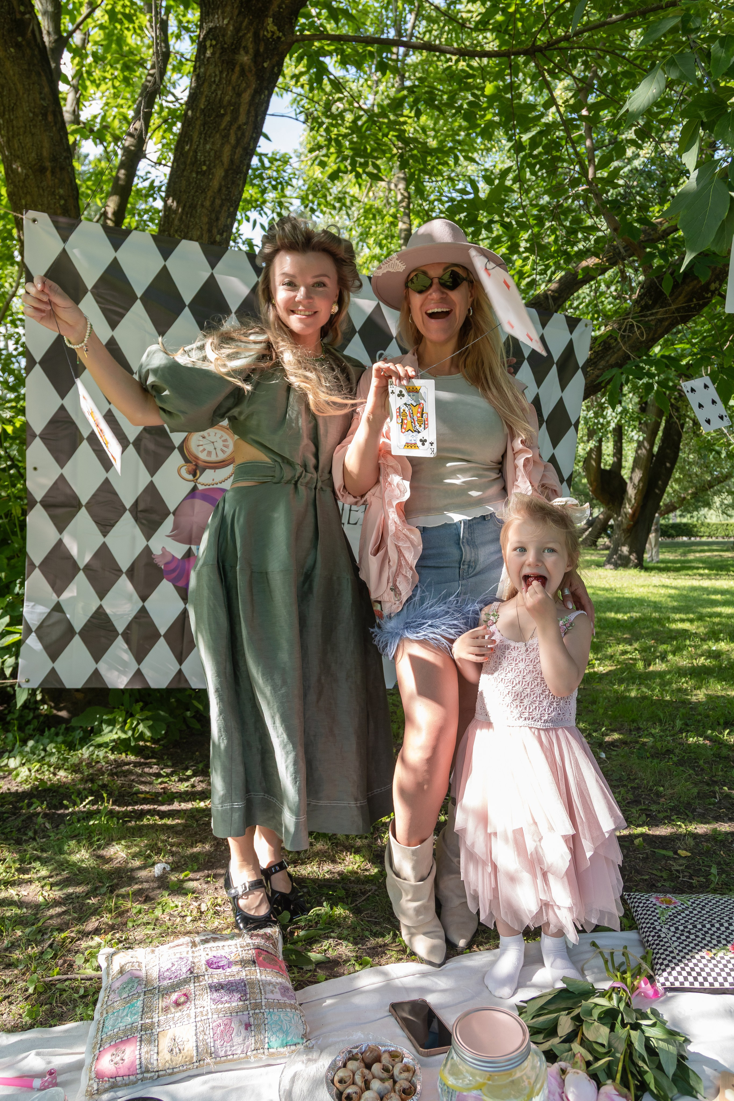 WONDERLAND. Главная