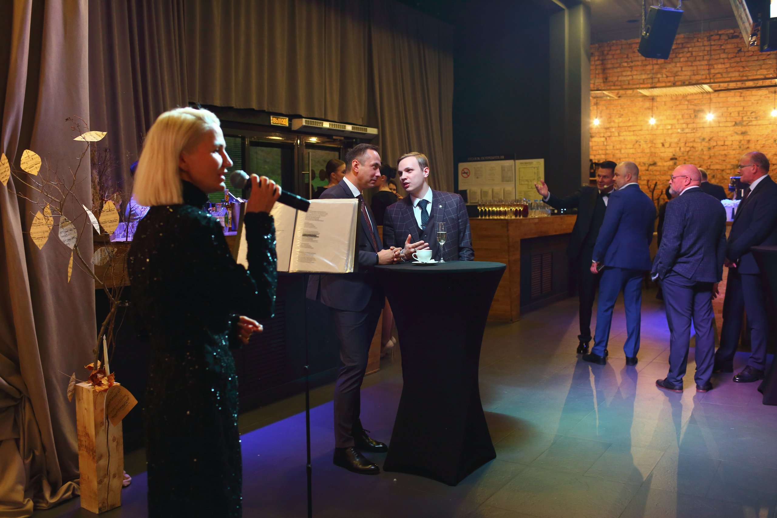 Репортаж для КоммерсантЪ. Свадебный и репортажный фотограф в Ярославле и Санкт-Петербурге Роман Микрюков