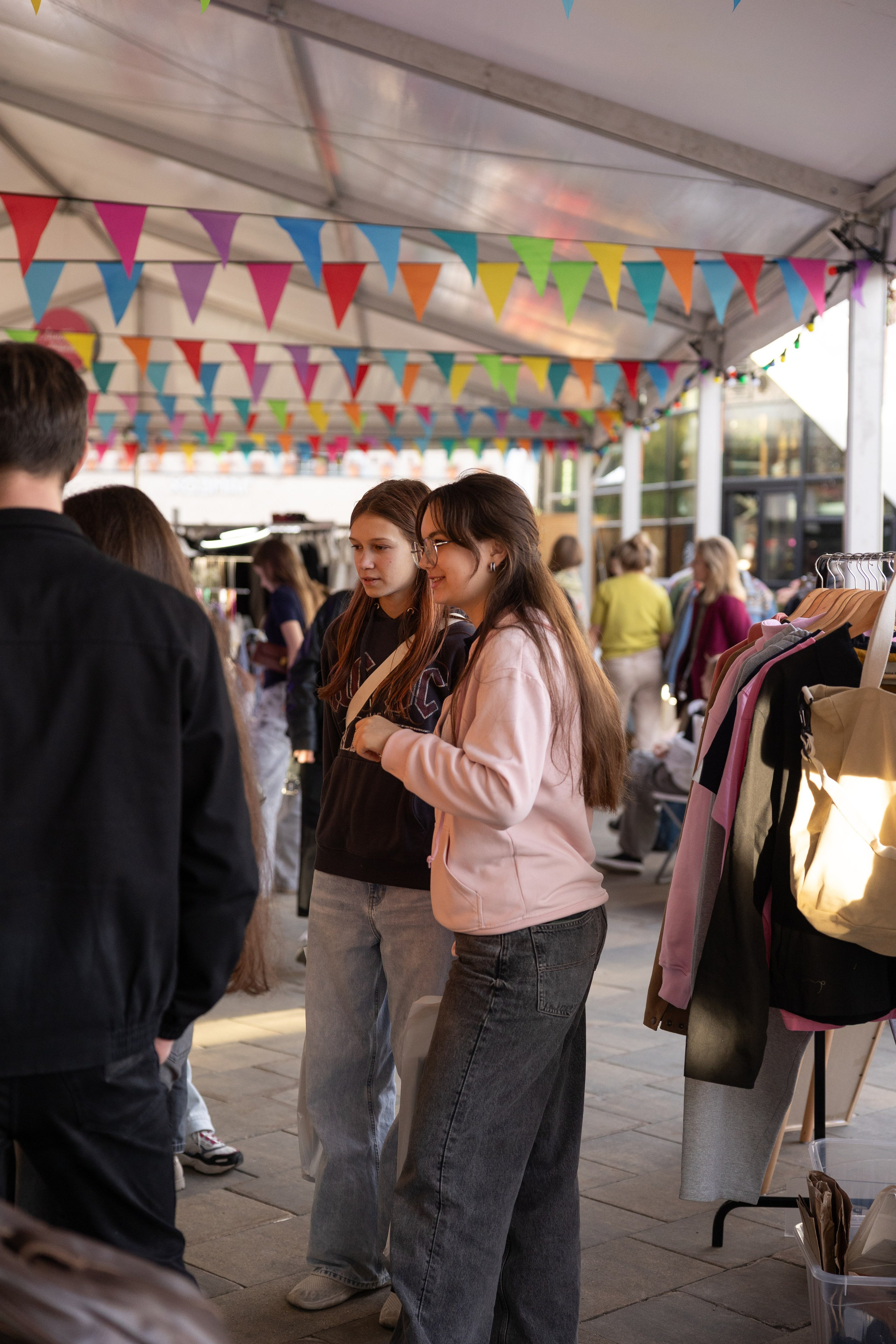 13–14 сентября 2025 на Даниловском рынке / День 1 / фото Саша Жукова. Фотоотчеты «Ламбада-маркета»