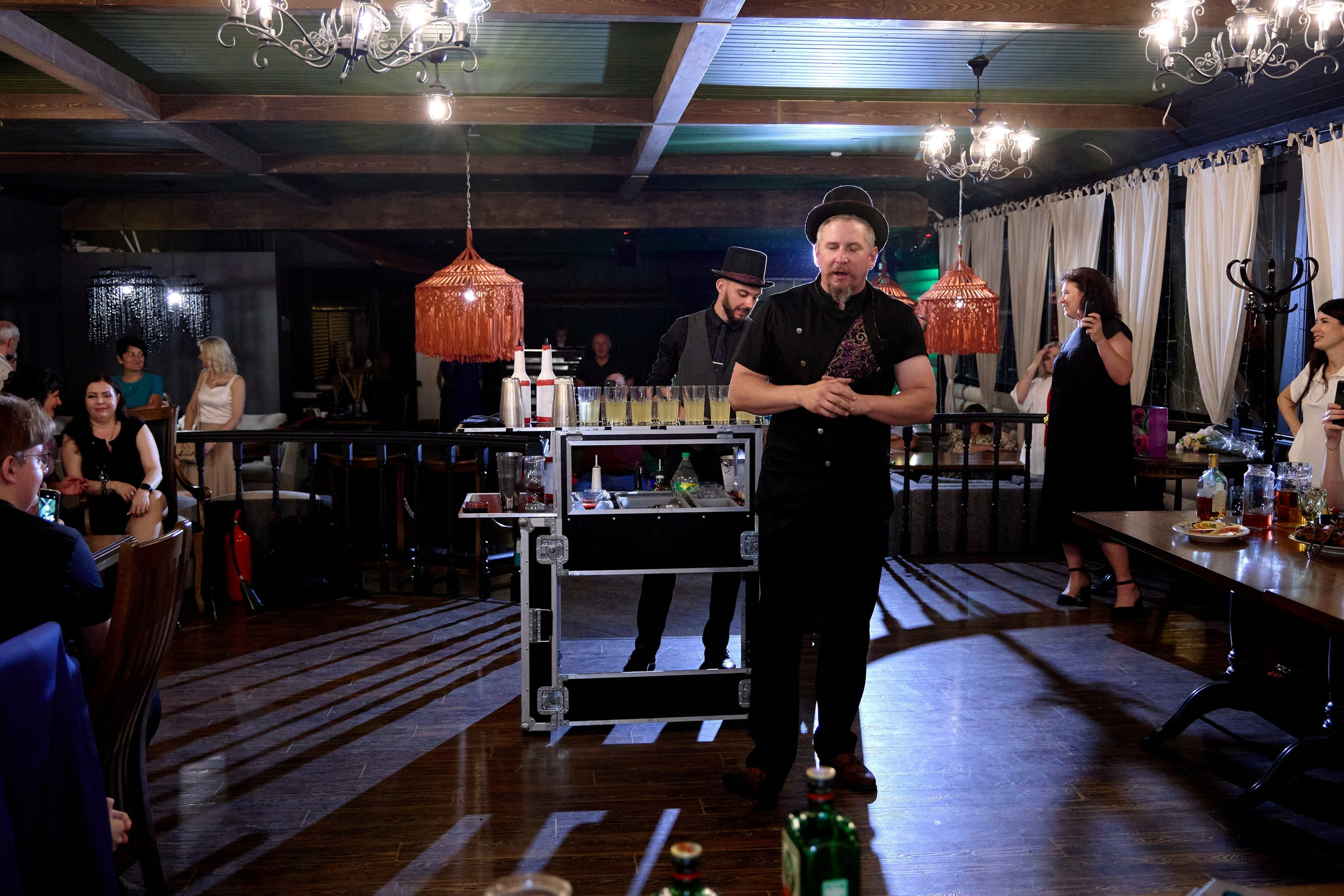 Выпускной 35 Сош. Фотограф Выпускные альбомы Таганрог Сергей Коробченко