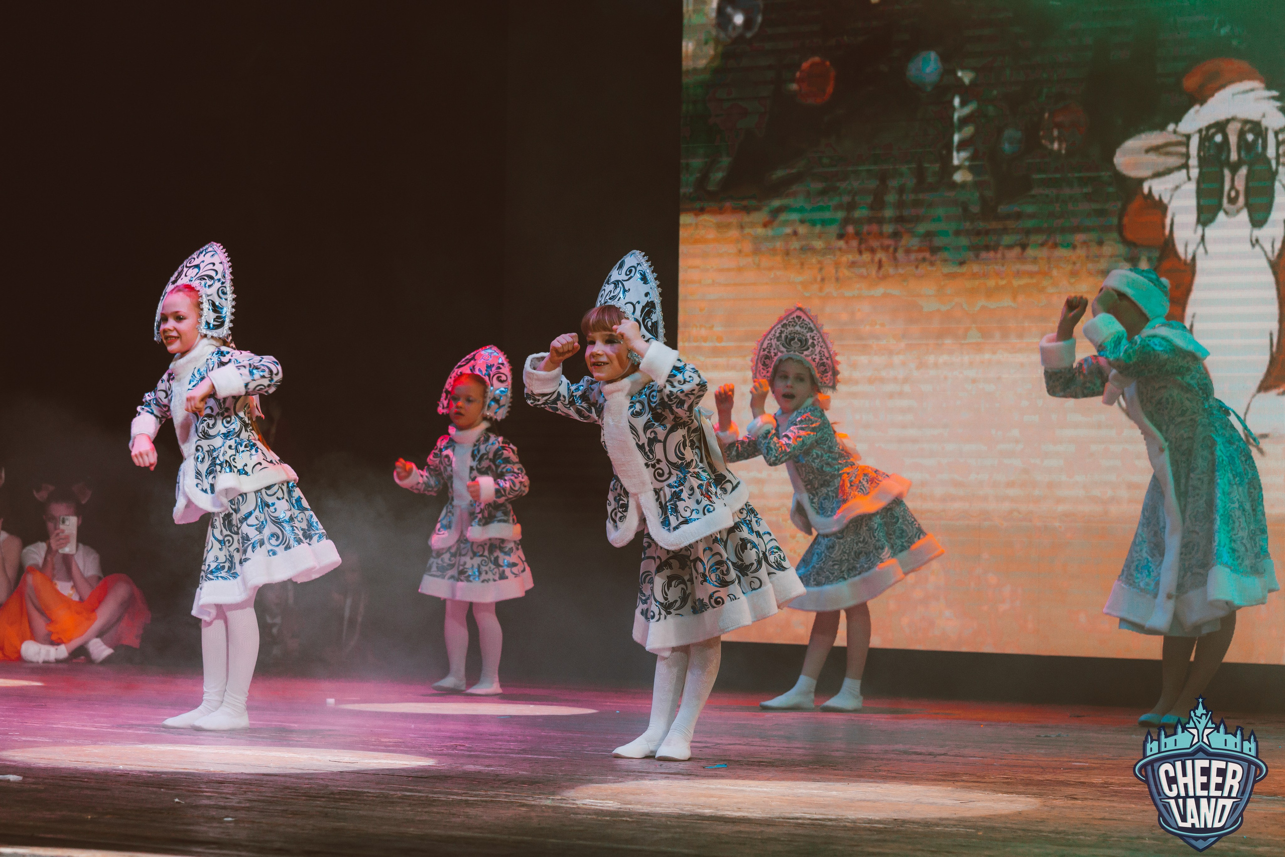 КОСМИЧЕСКОЕ НОВОГОДНЕЕ ПУТЕШЕСТВИЕ «CHEER LAND». Репортажный, семейный, свадебный, портретный фотограф