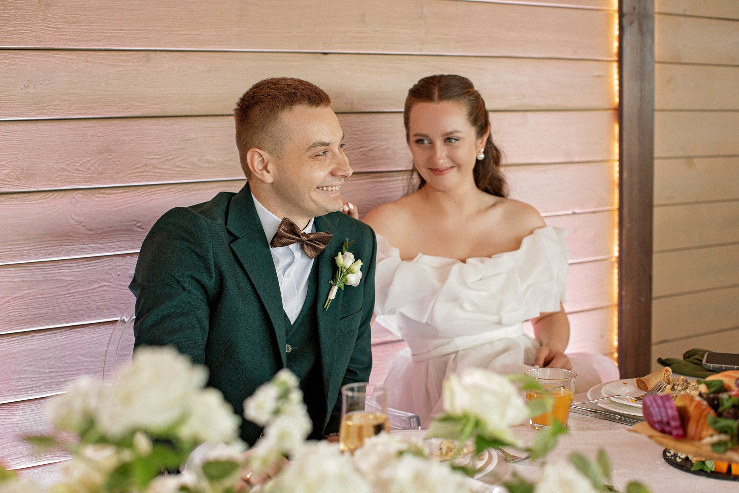 Свадьба на природе. Свадебный и портретный фотограф Москва