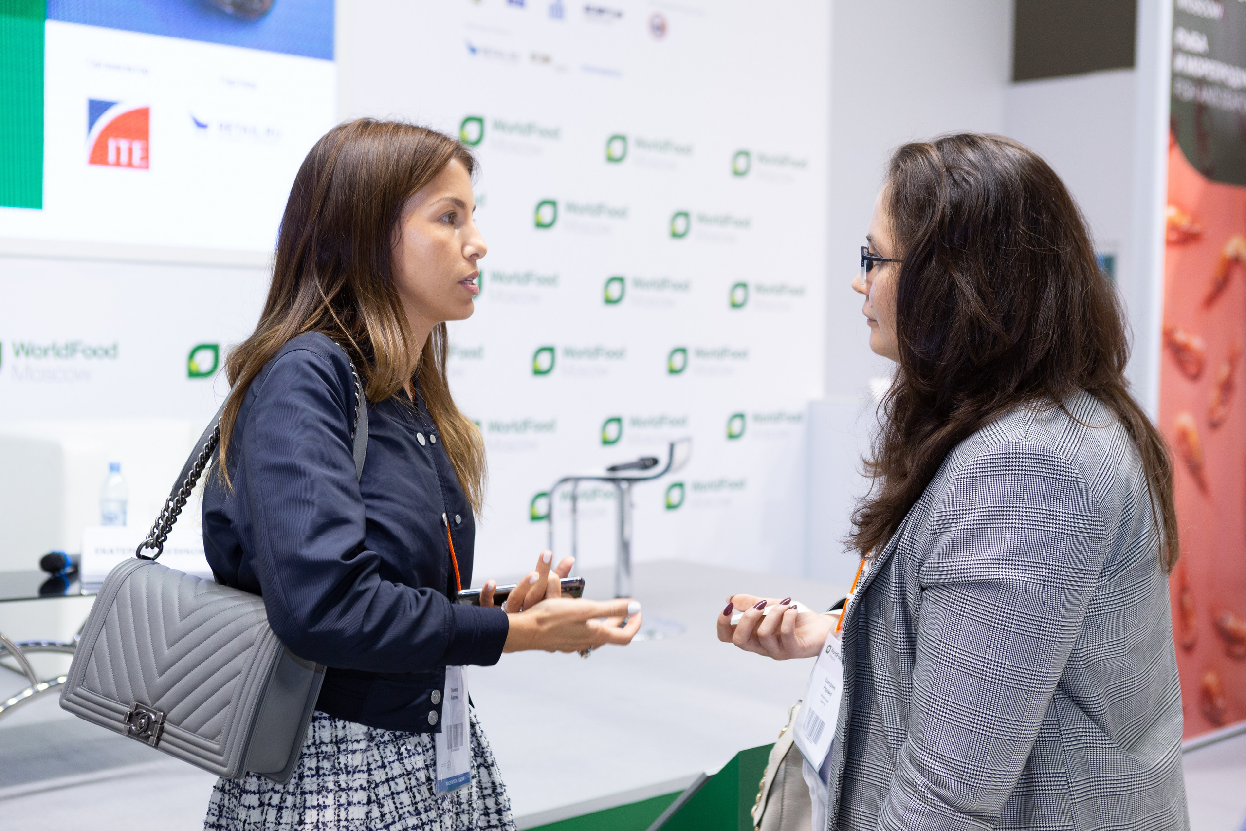 Репортажная фотосъёмка на выставке-конференции World Food Expo. Рекламный, предметный, репортажный, семейный фотограф и художник в Москве