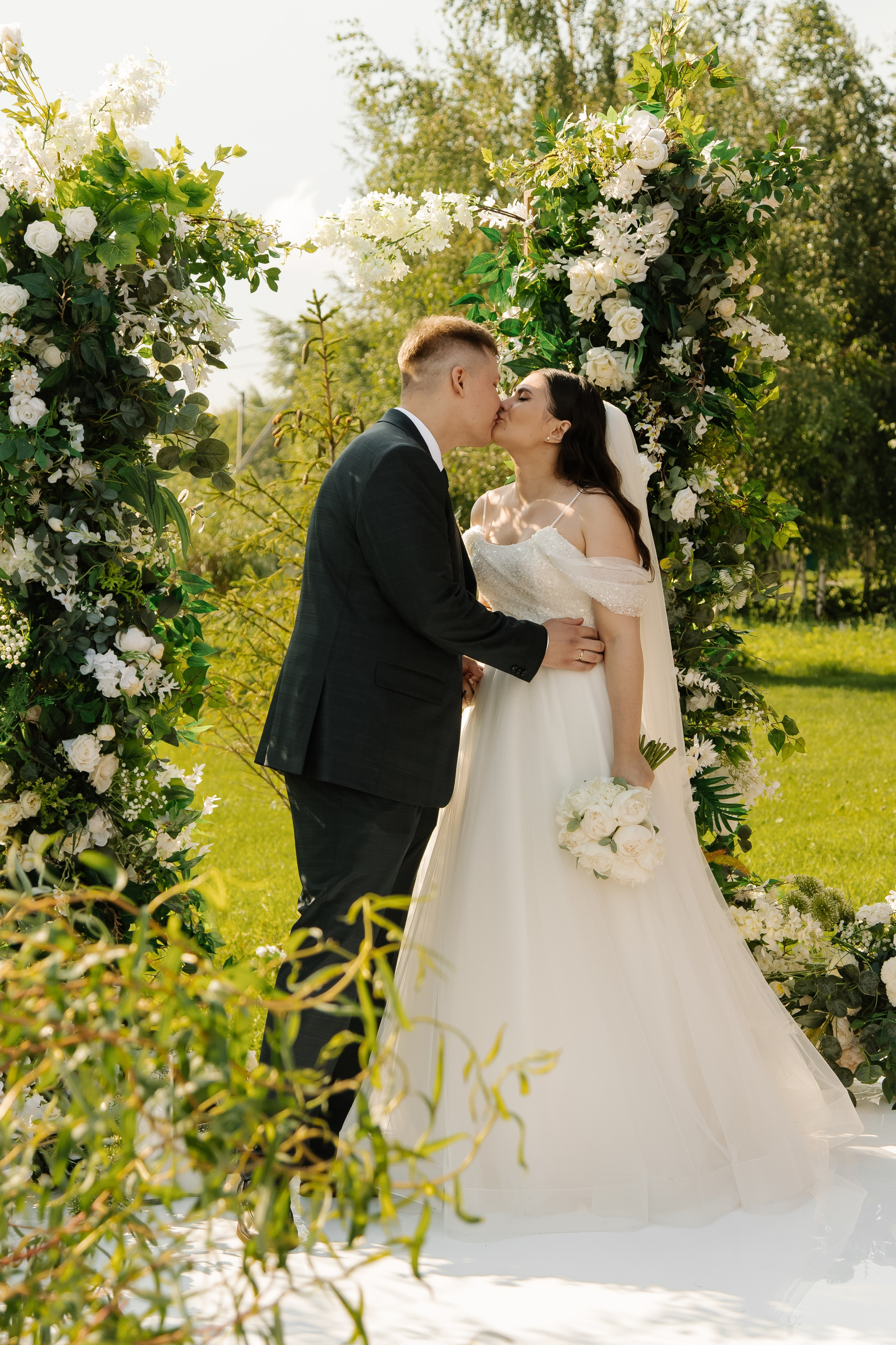 Море из счастливых слёз. Свадебный фотограф Челябинск Полина Чеботарь