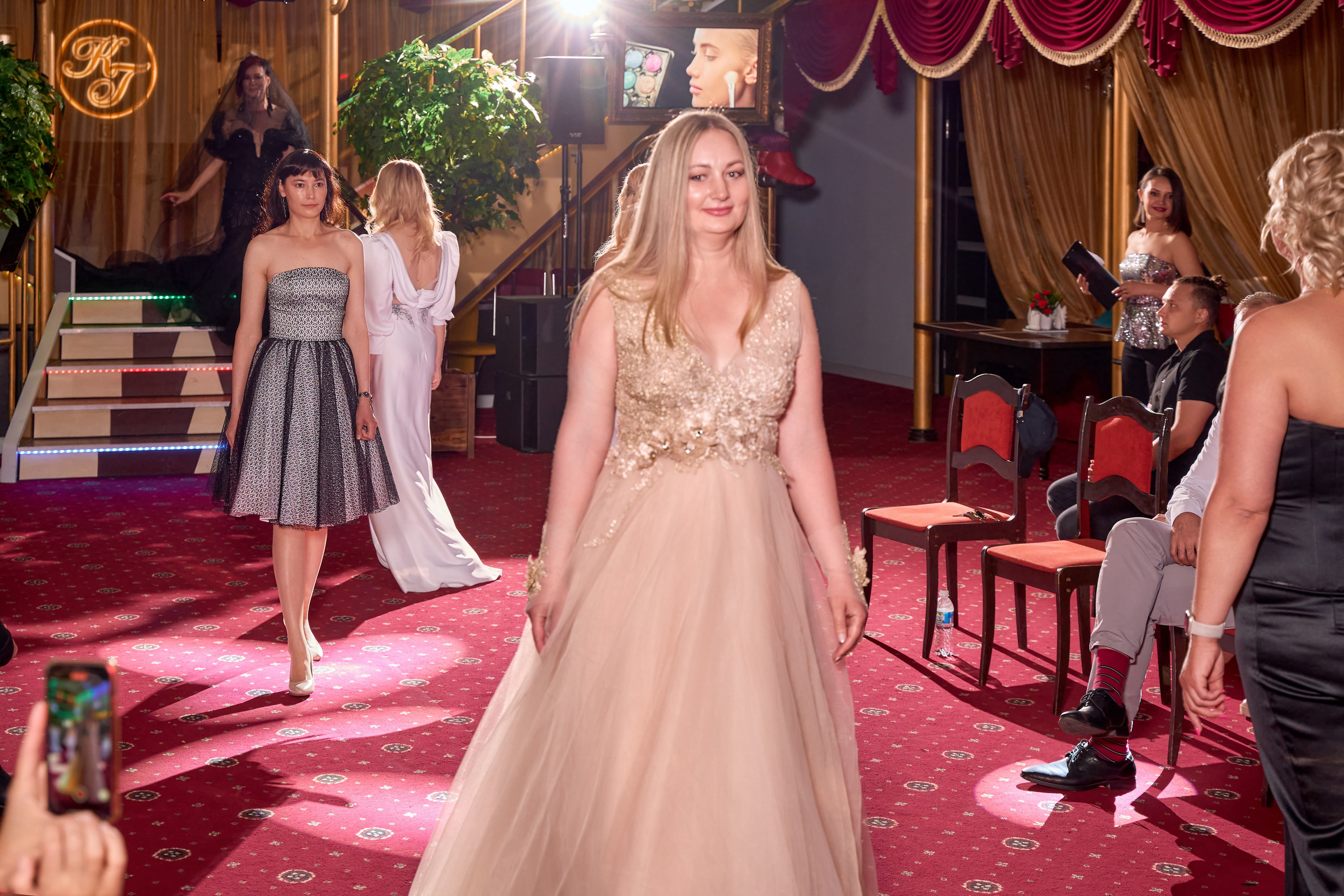 Выпускной моделей. Портретный, семейный и репортажный фотограф в г. Чебоксары Дмитрий Мак