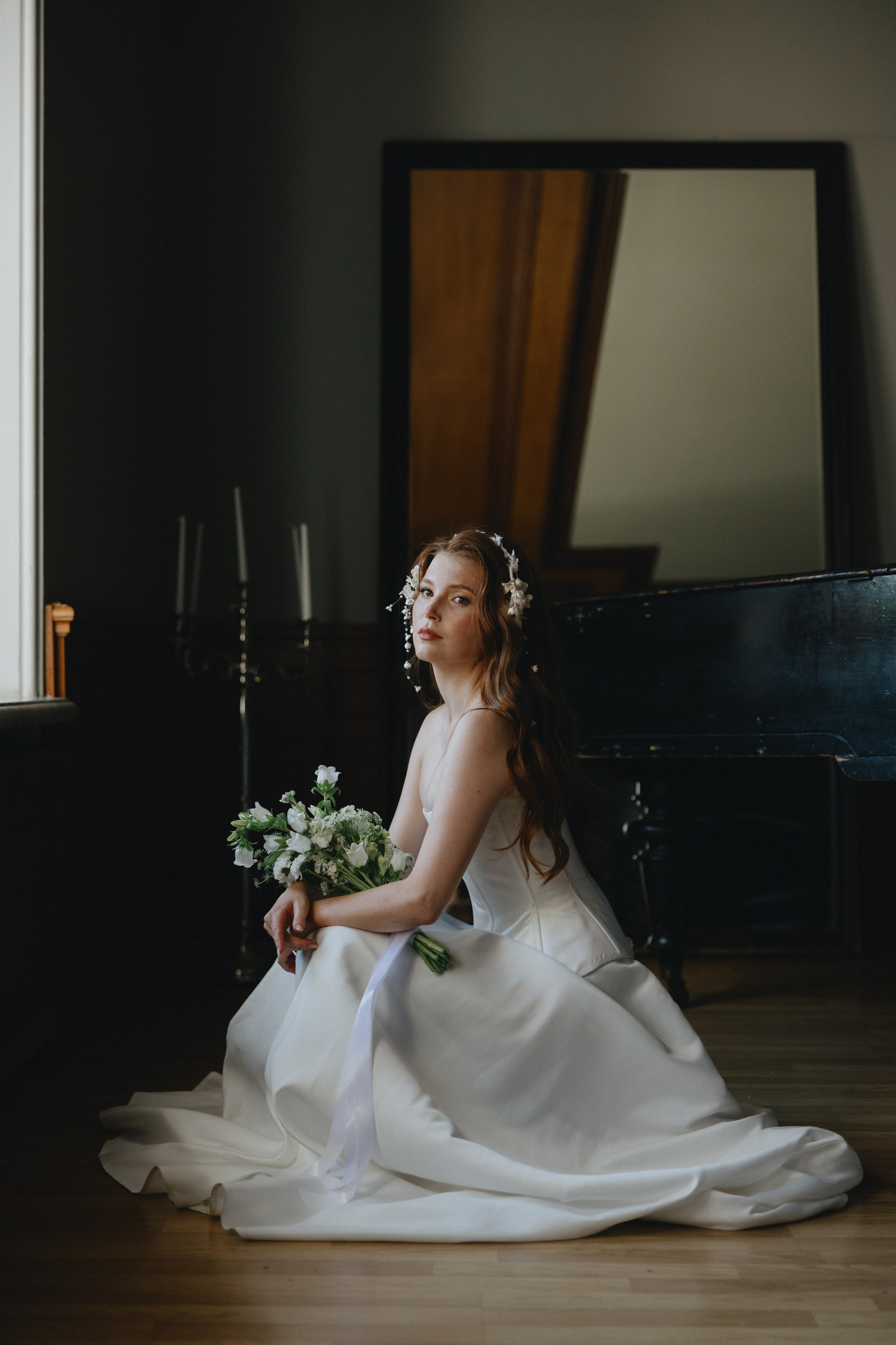 При свечах / 2025. Фотограф СПб