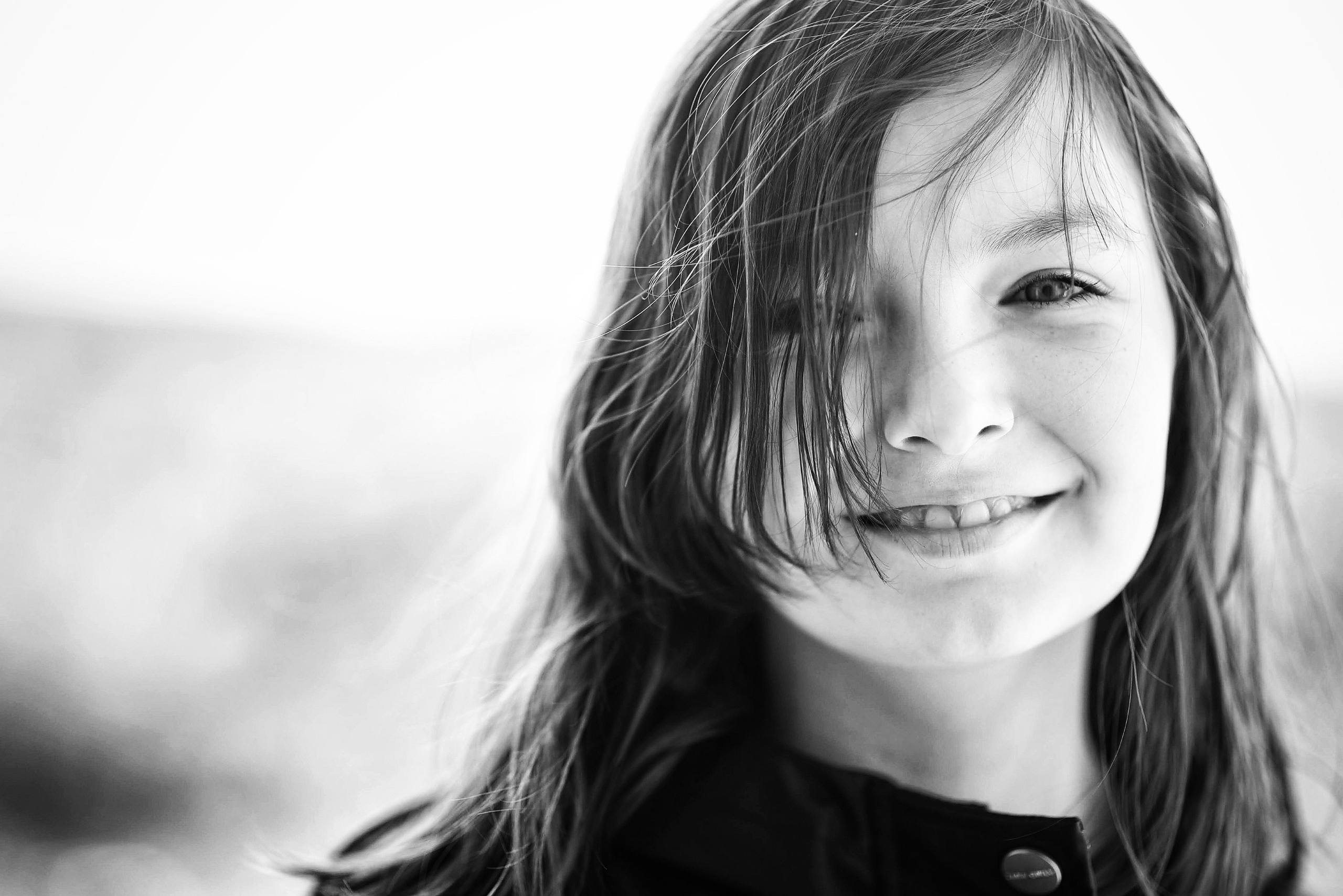 Чёрно-белый детский портрет. То ещё портфолио