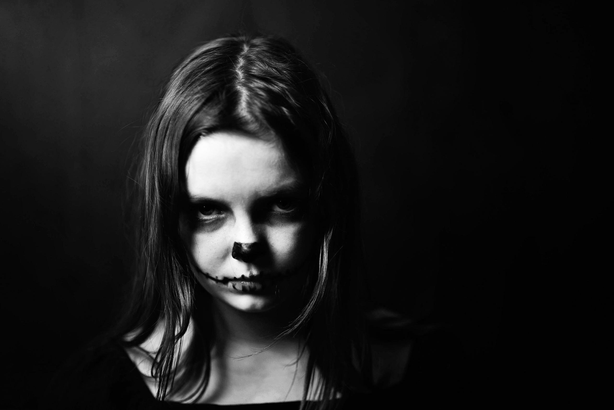 Чёрно-белый детский портрет. То ещё портфолио