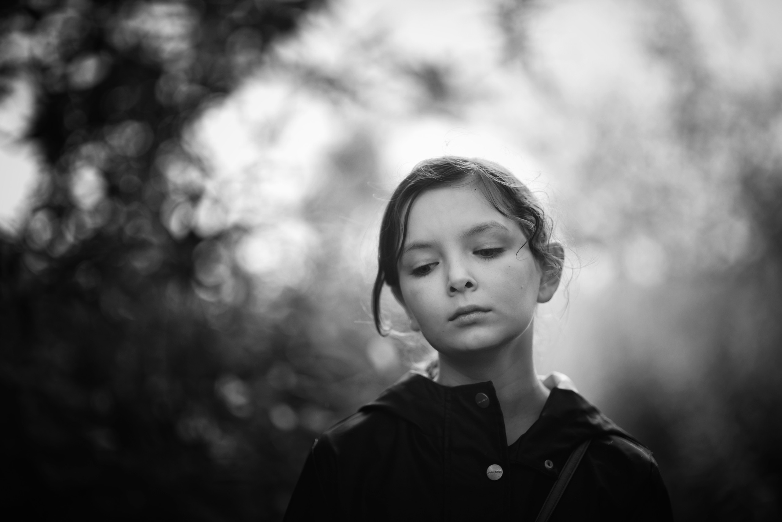 Чёрно-белый детский портрет. То ещё портфолио