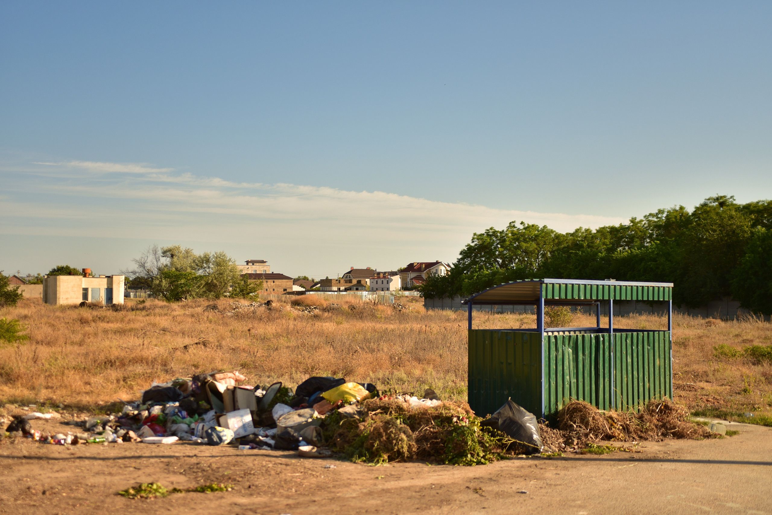 Евпатория. Посёлок Заозёрный. Двери, дворы, скверы. Лето 2020. То ещё портфолио