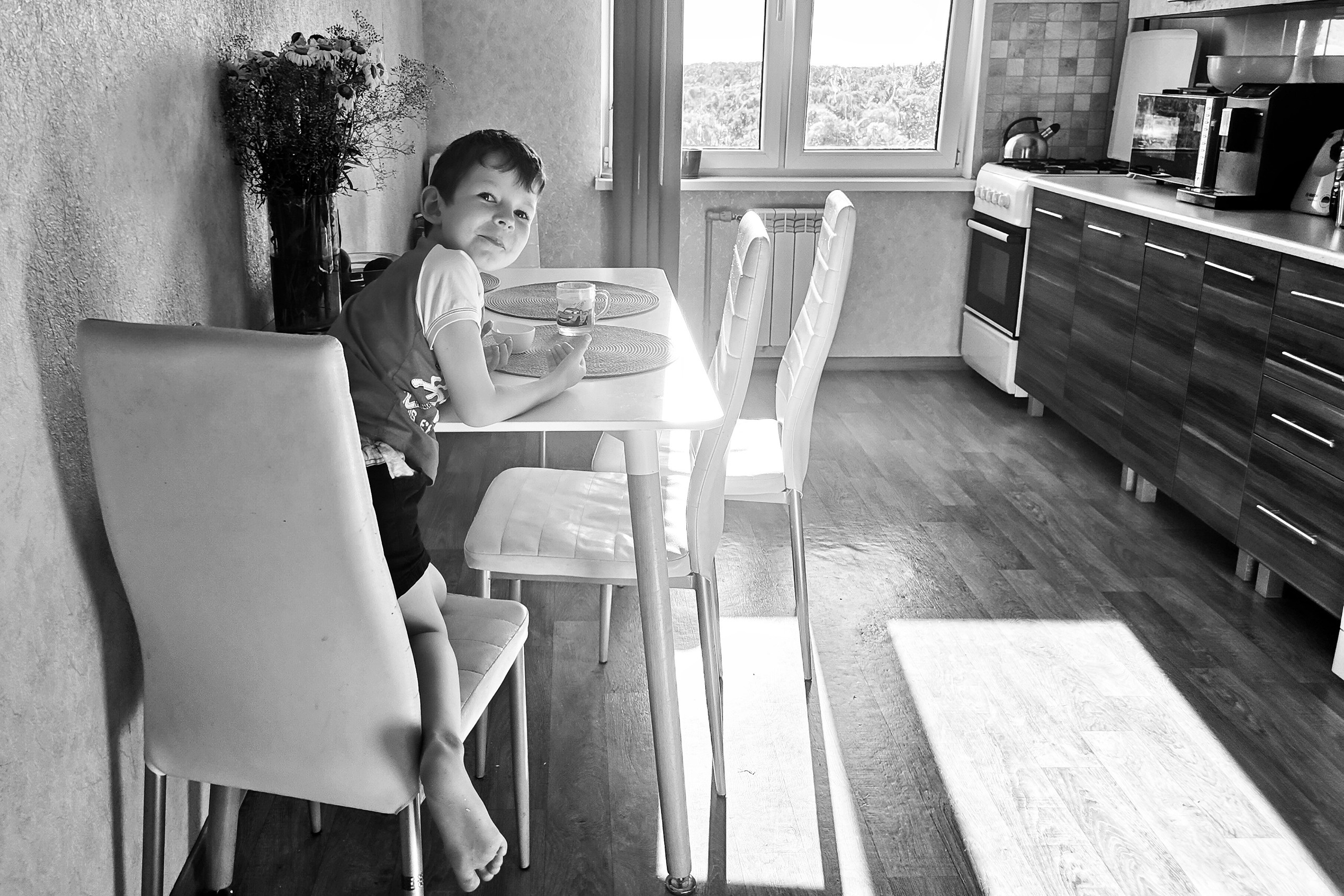 Чёрно-белый детский портрет. То ещё портфолио