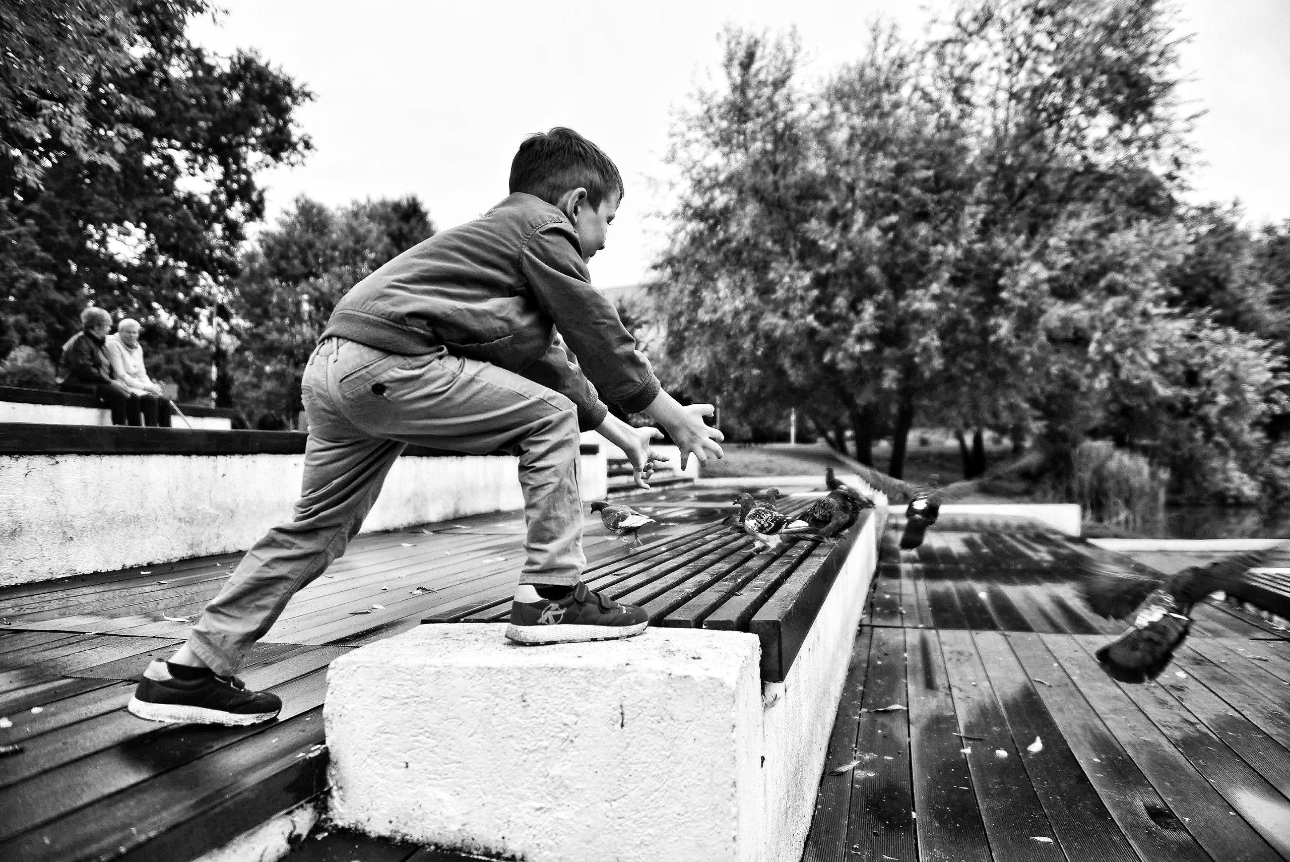 Чёрно-белый детский портрет. То ещё портфолио